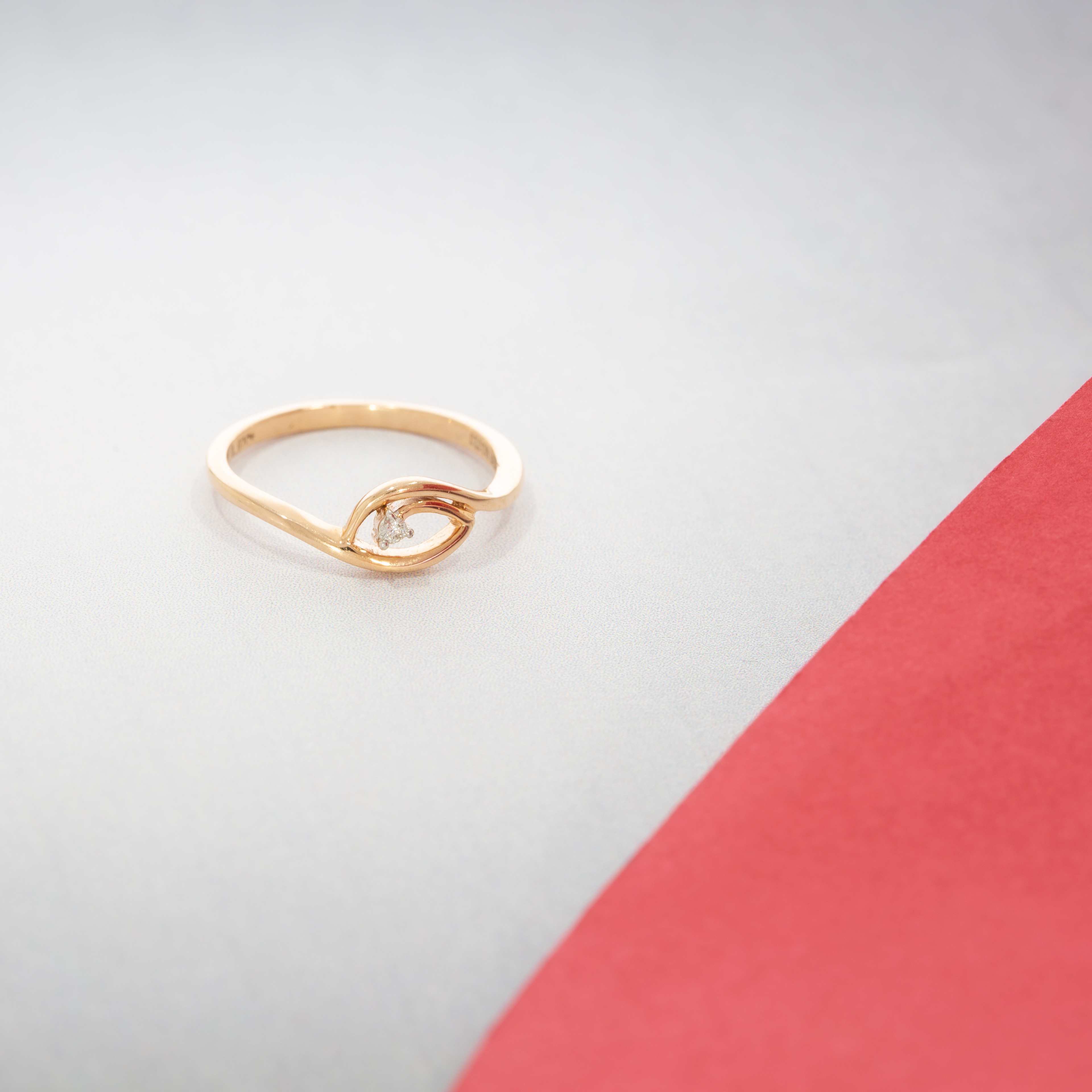 Leaf Pattern 14ct Diamond Ring In Rosegold