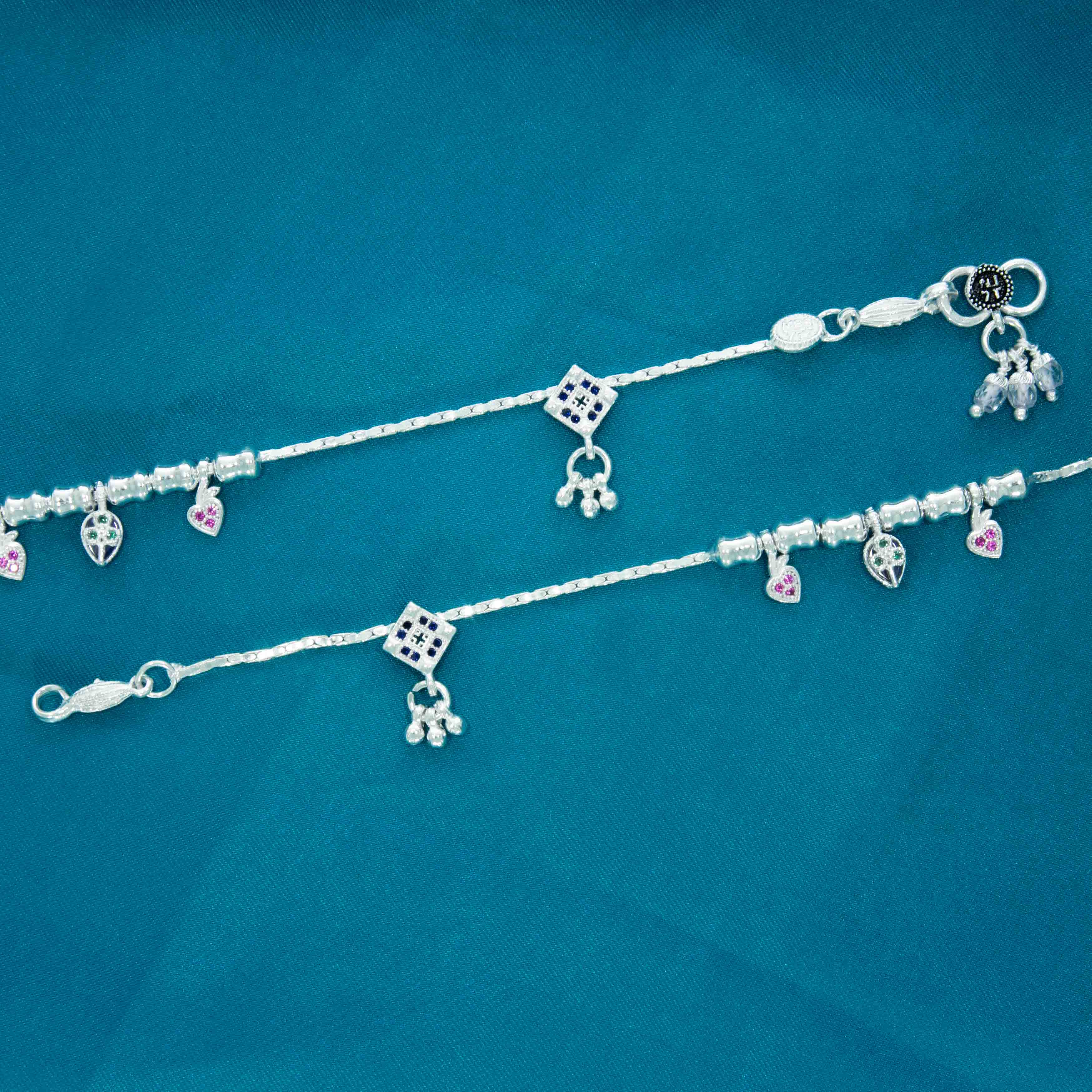Enchanting Silver Anklets Design