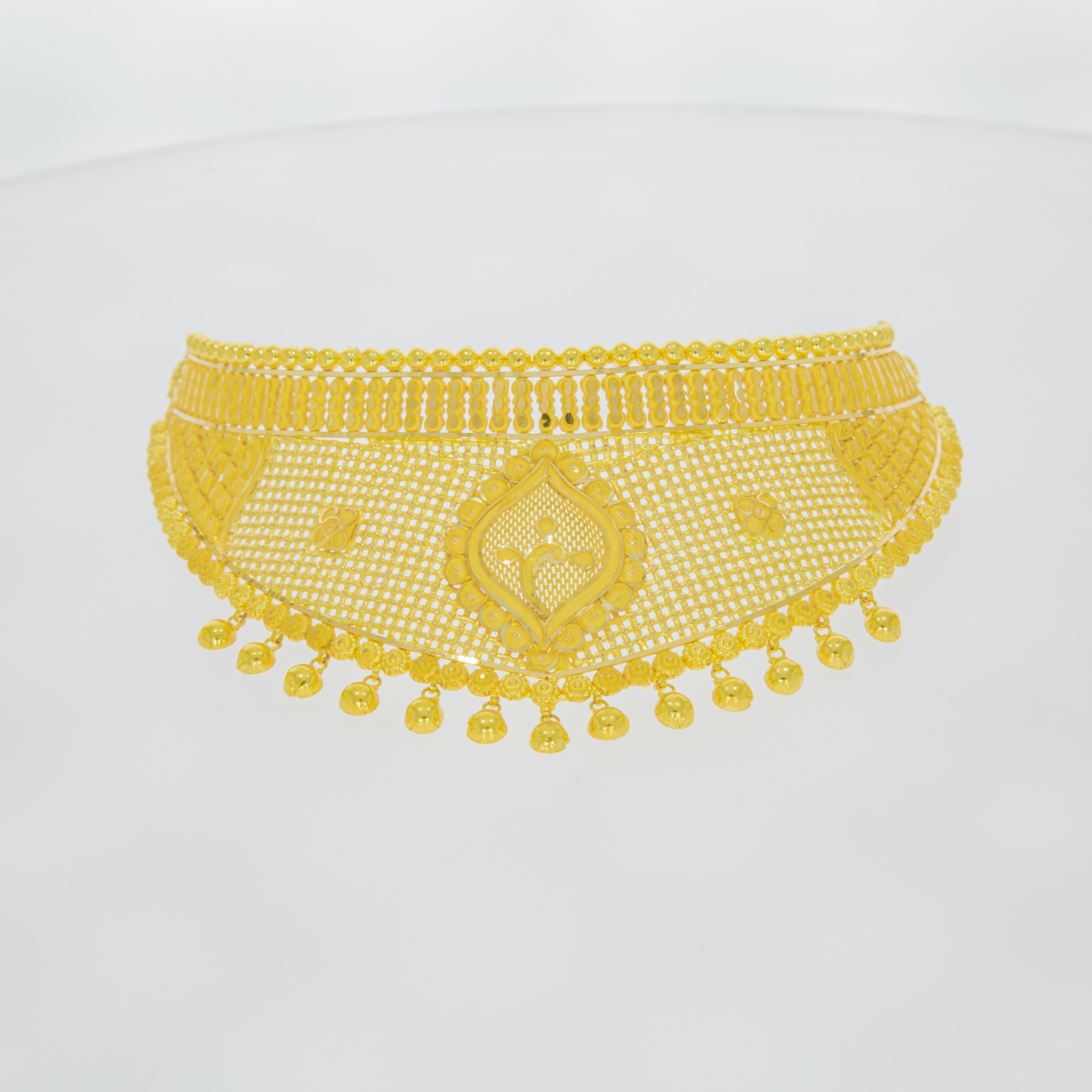 Elaborate 22kt filigree gold choker necklace