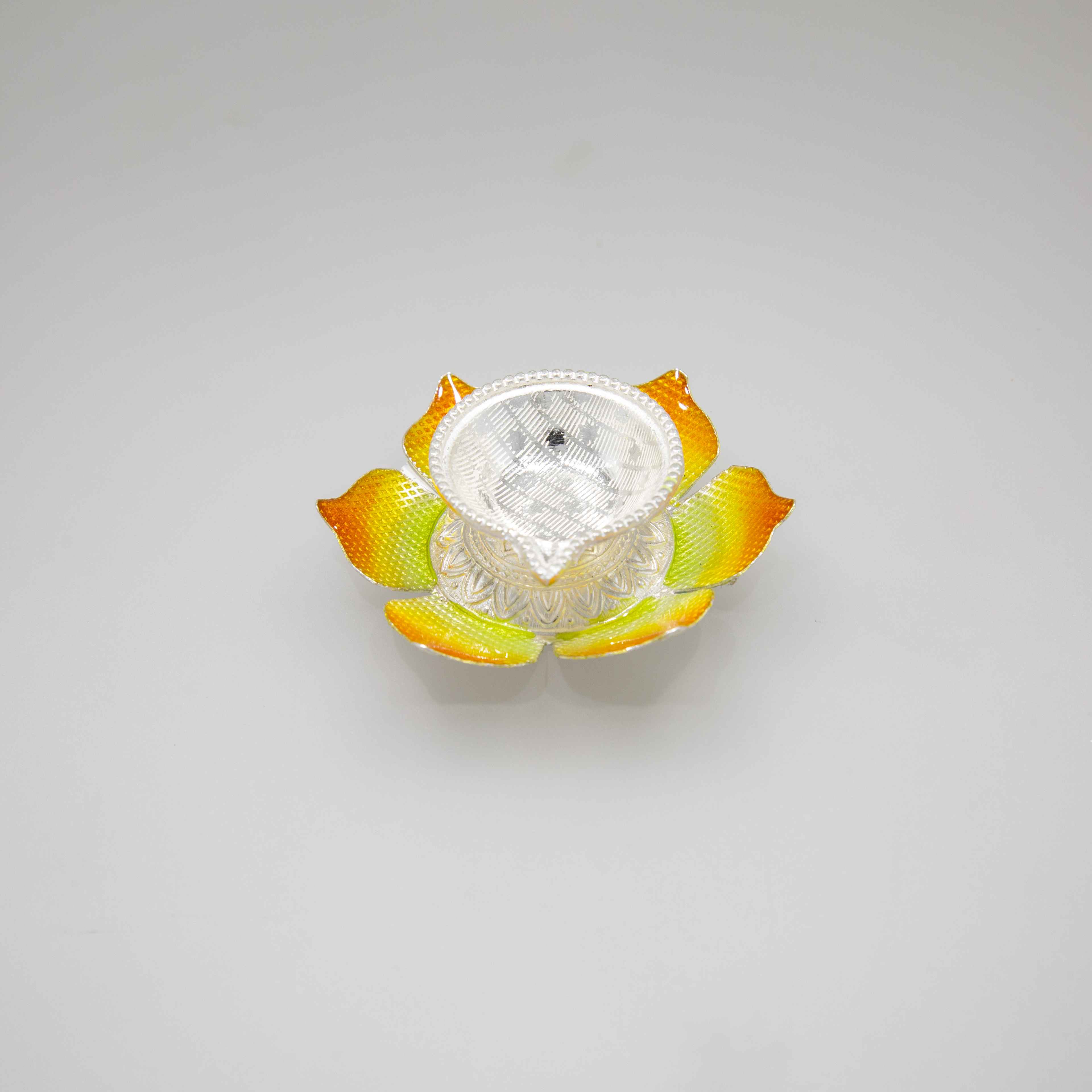 Brightful Flower Silver 800 Diya