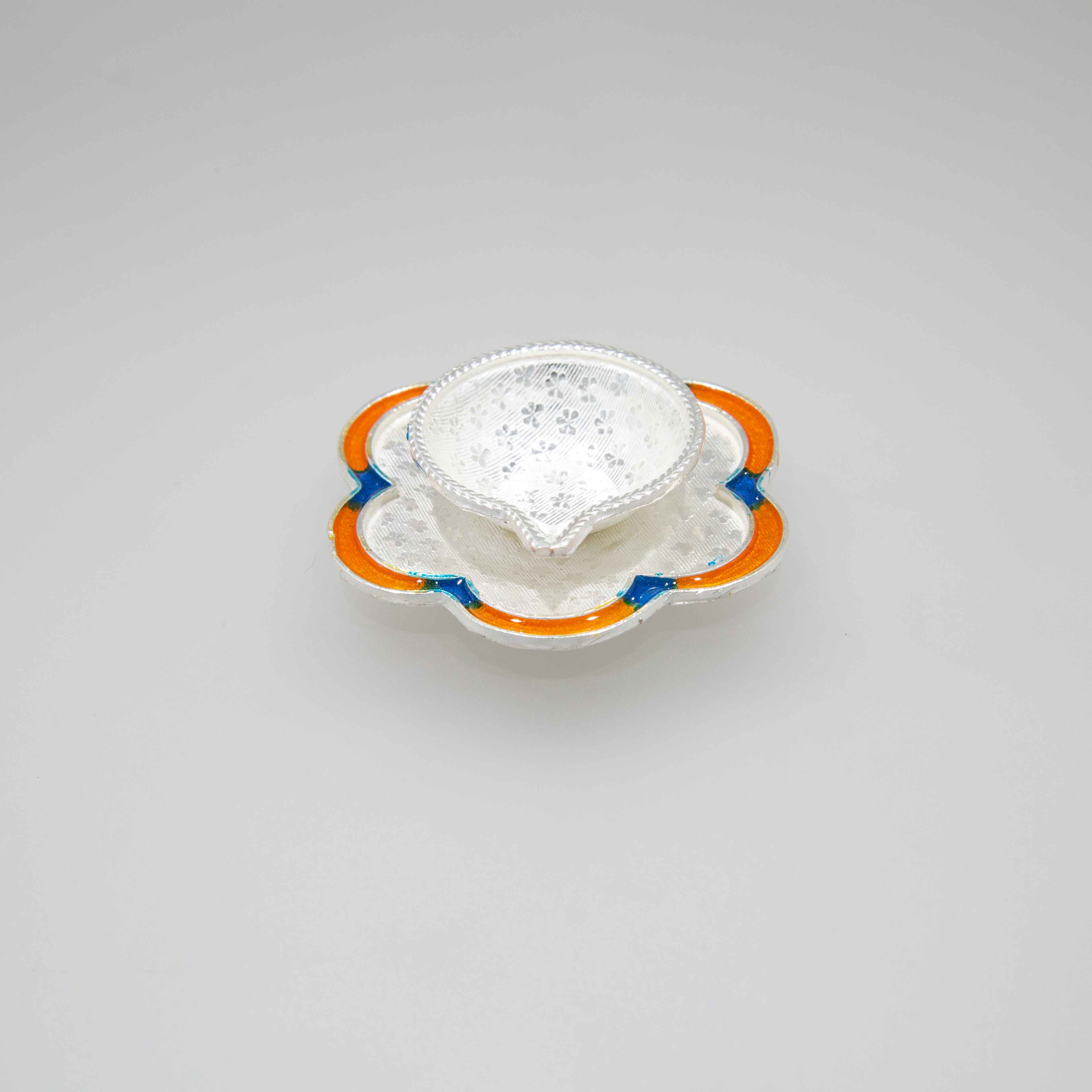 Silver Flower Pattern Diya