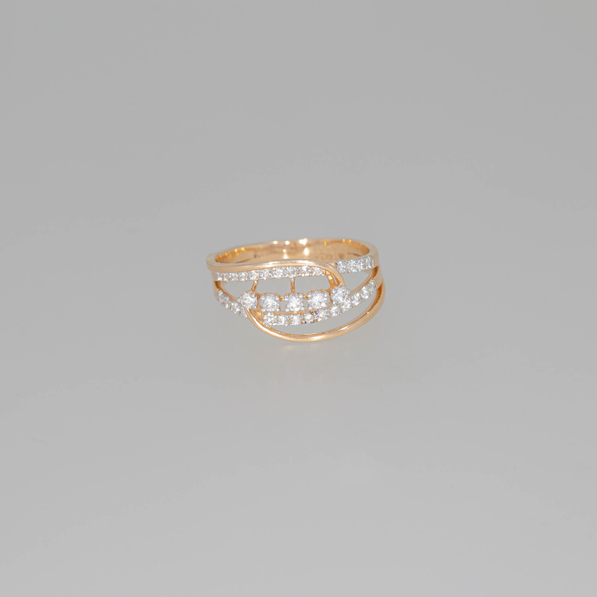 Gorgeous 14ct Diamond Ring