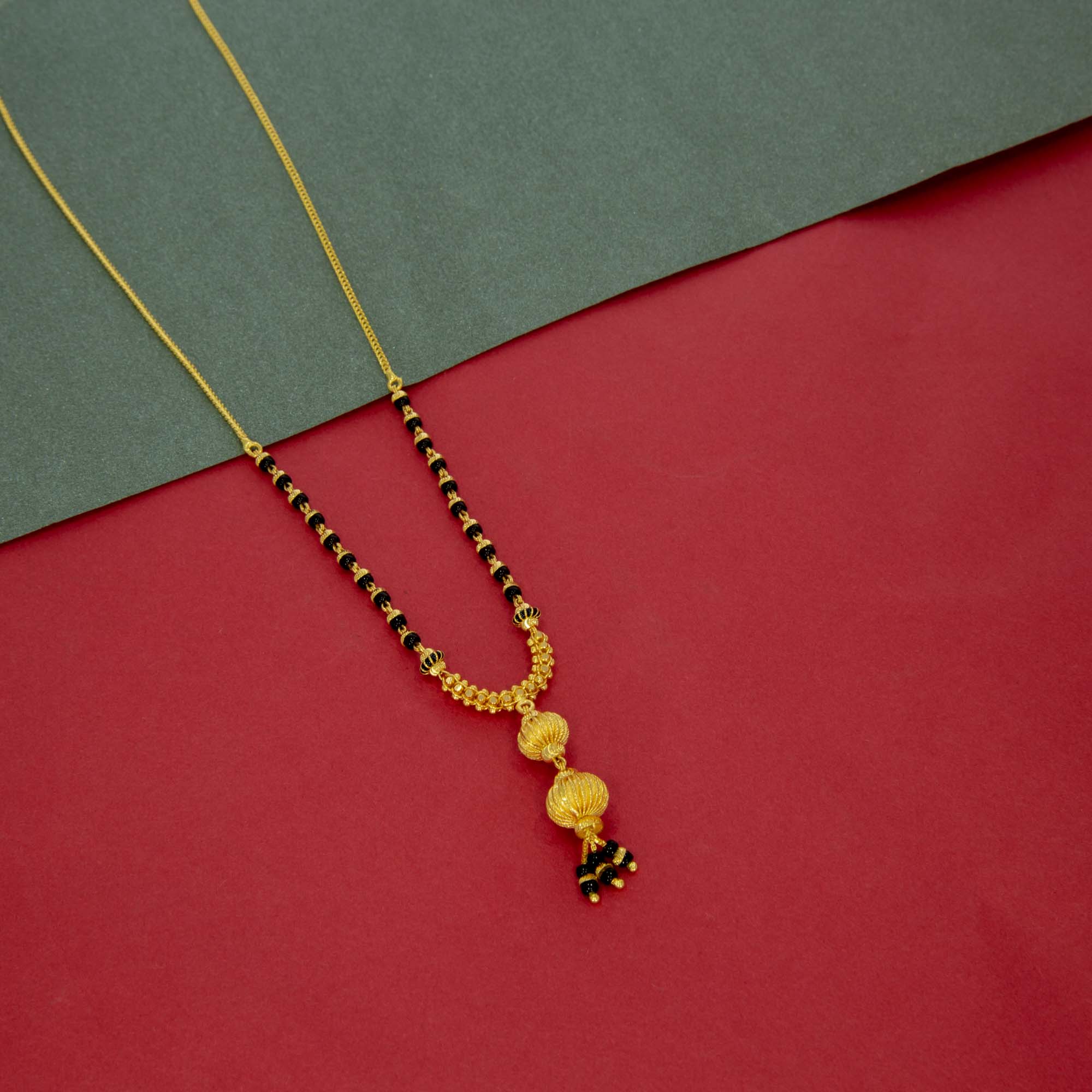 Graceful Gold 22kt Mangalsutra