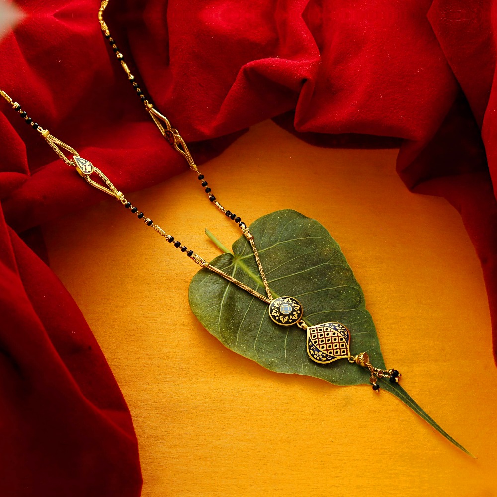 Alluring enamel pattern 22k gold mangalsutra design