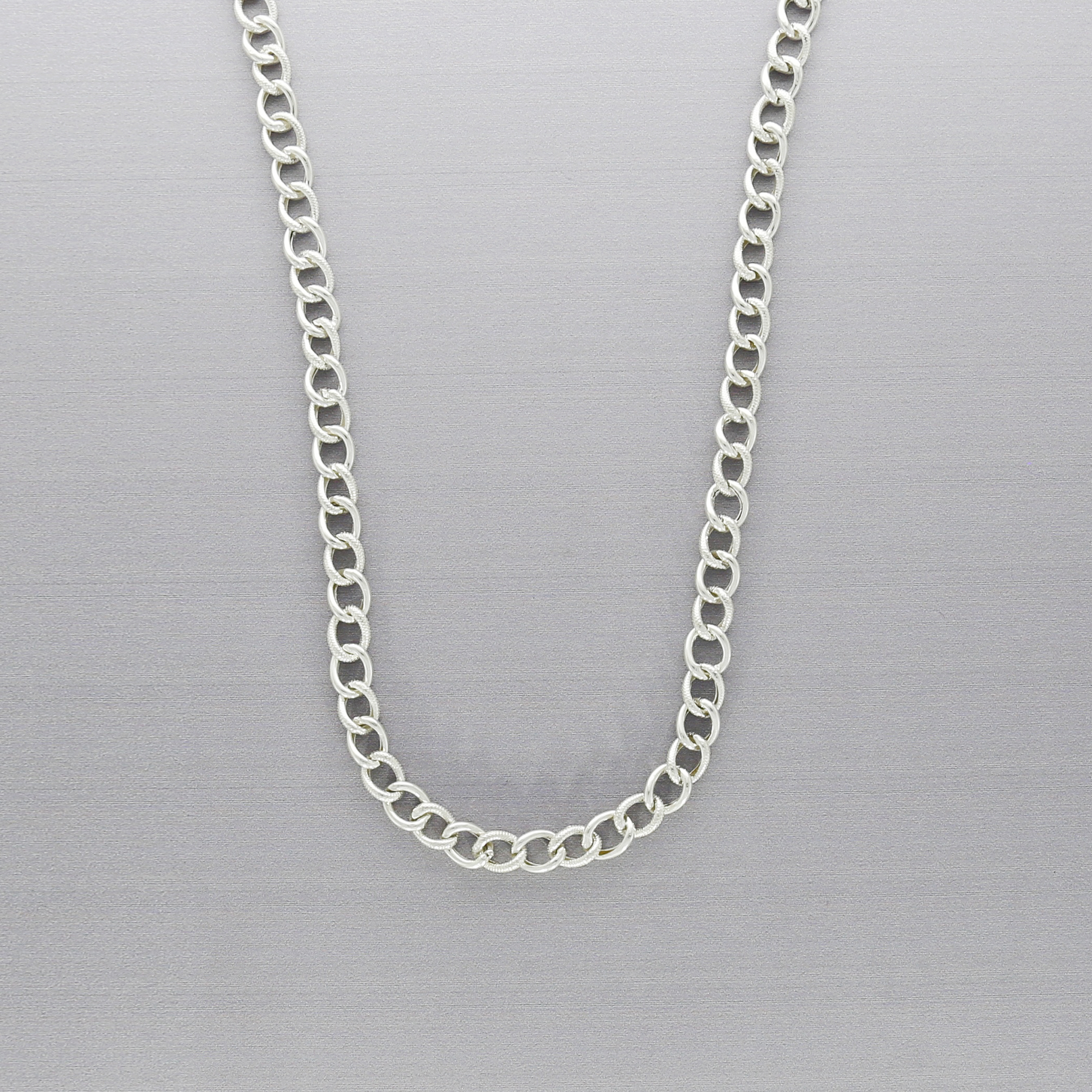 Fancy silver chain for men