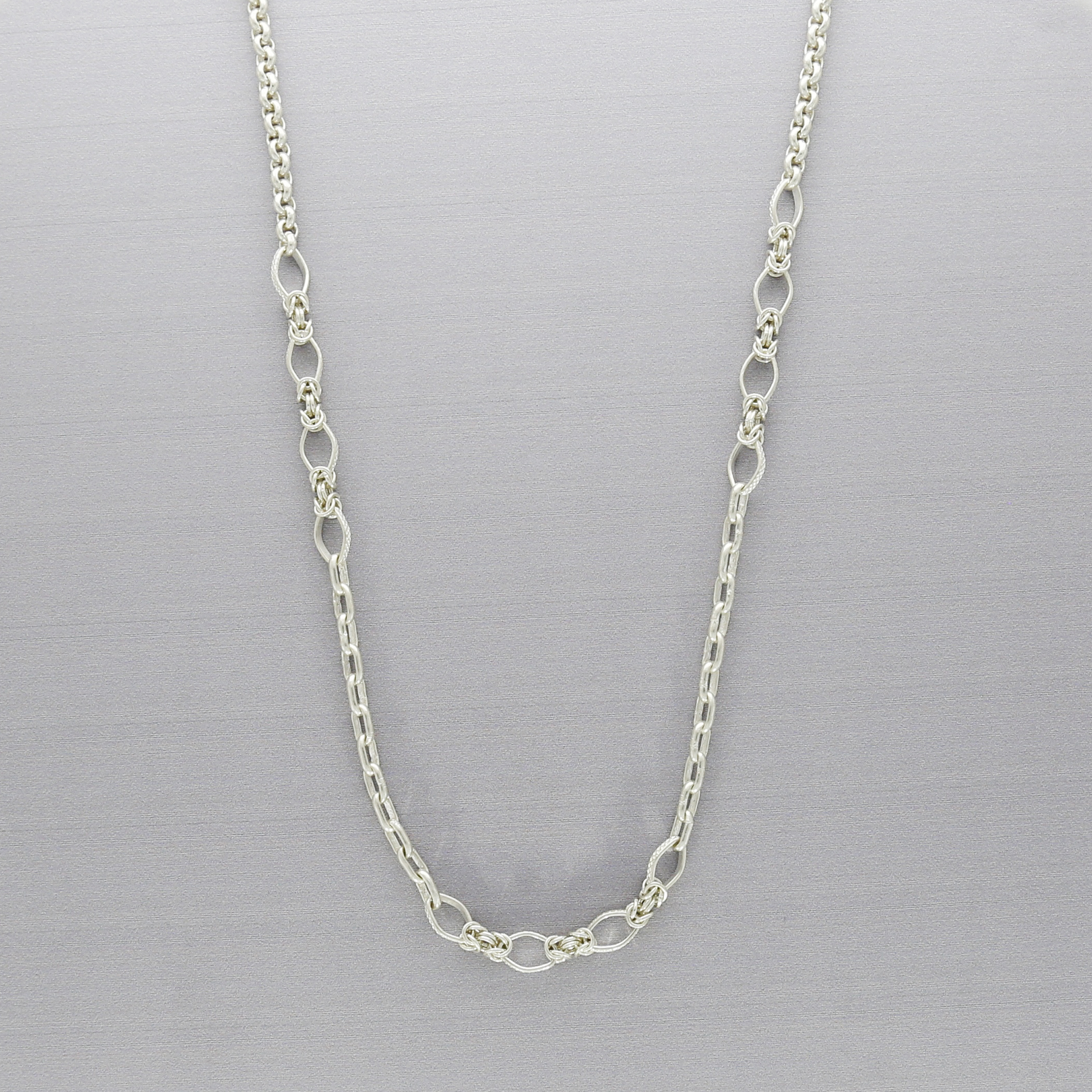 Estele Stylish Chains for Men