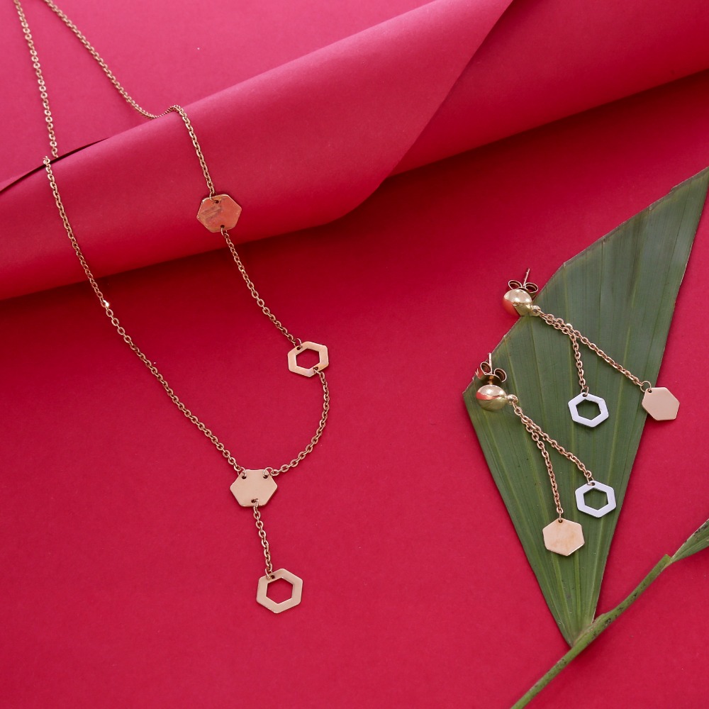 Rose gold color minimal 18ct chain with earrings for women