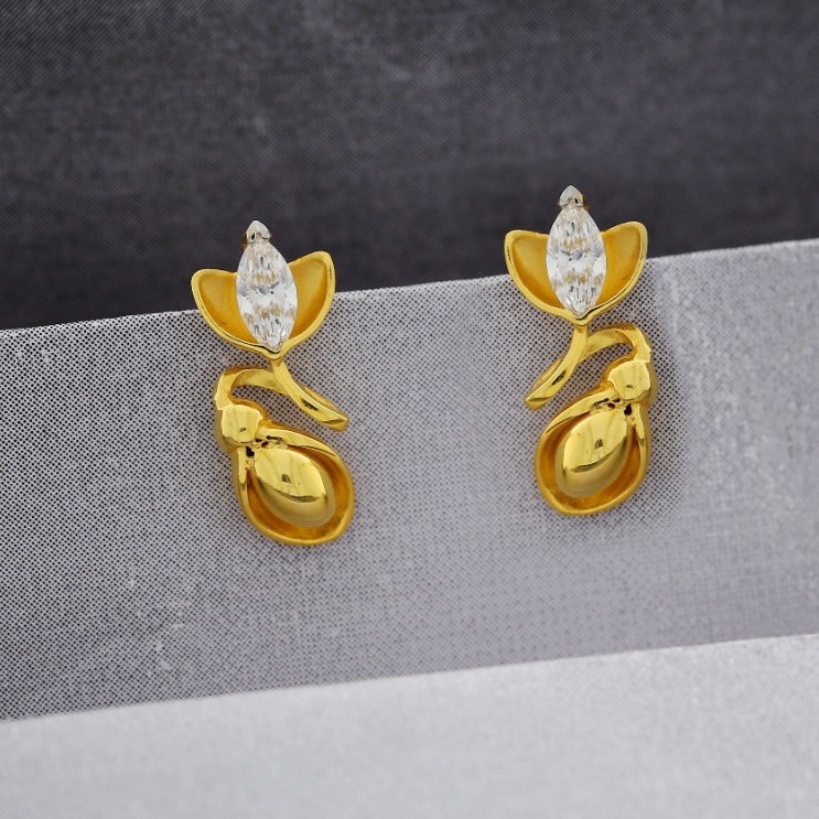 The Floral Gold Earring Studs