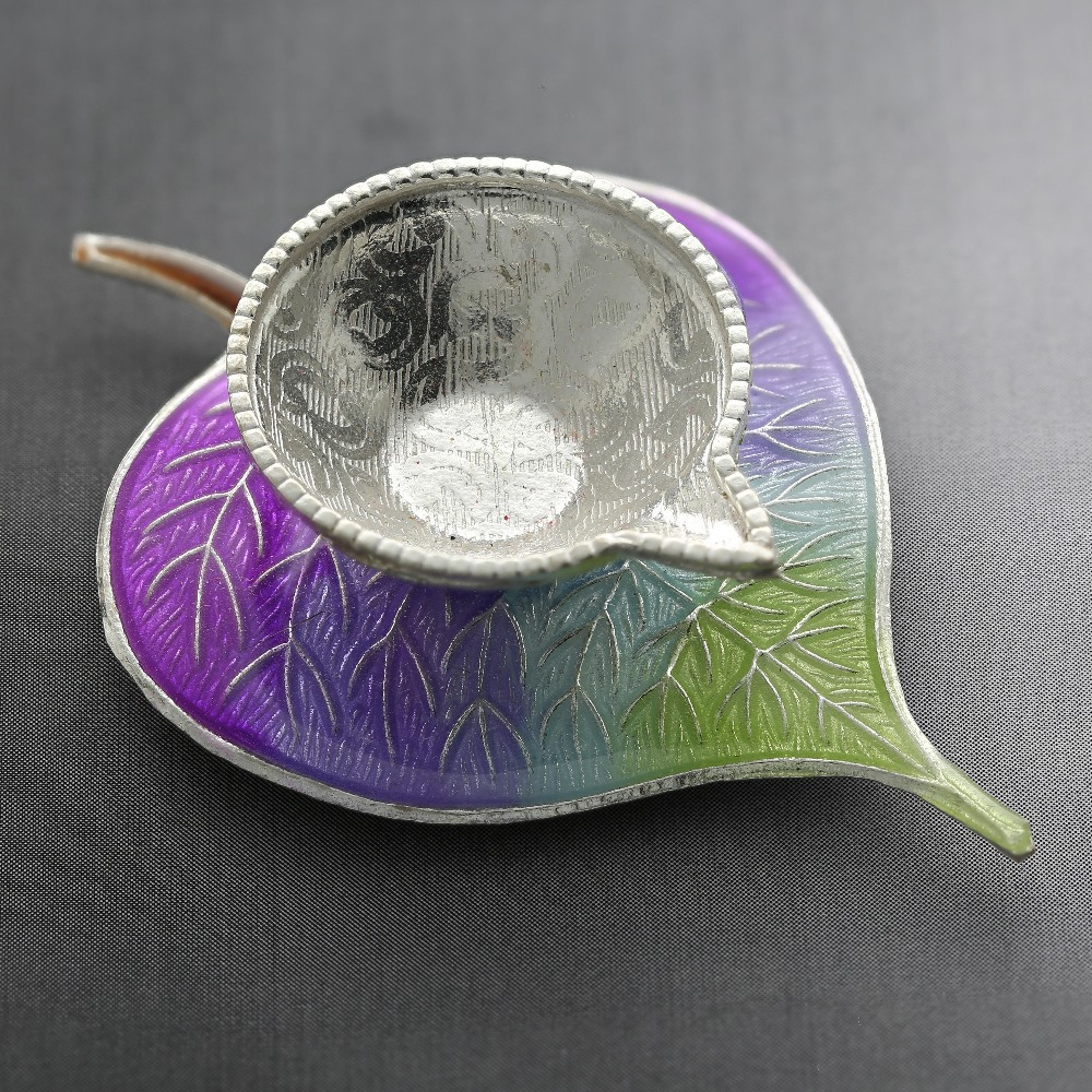 Peepal Design Silver Oil Lamp