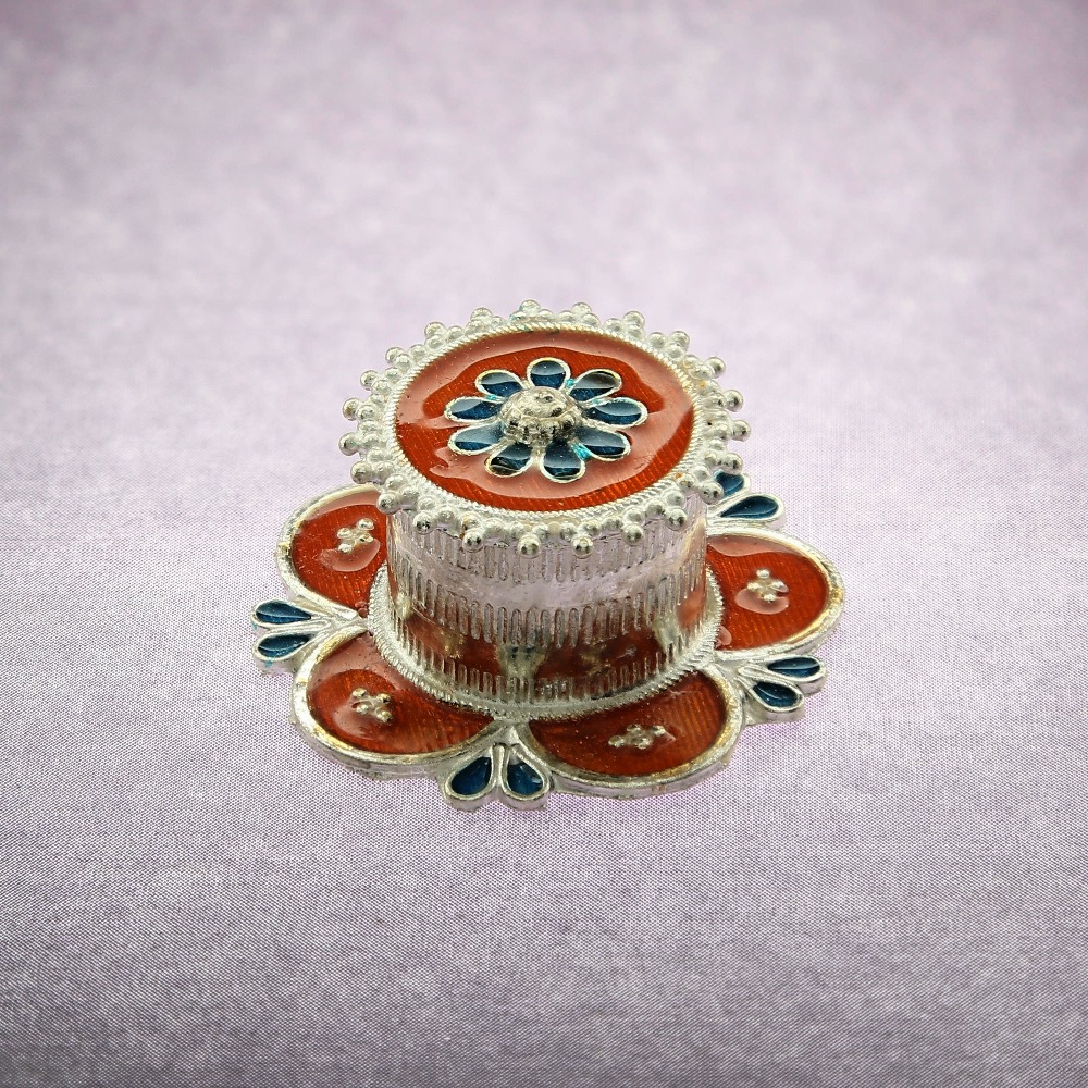 Silver kunku karanda