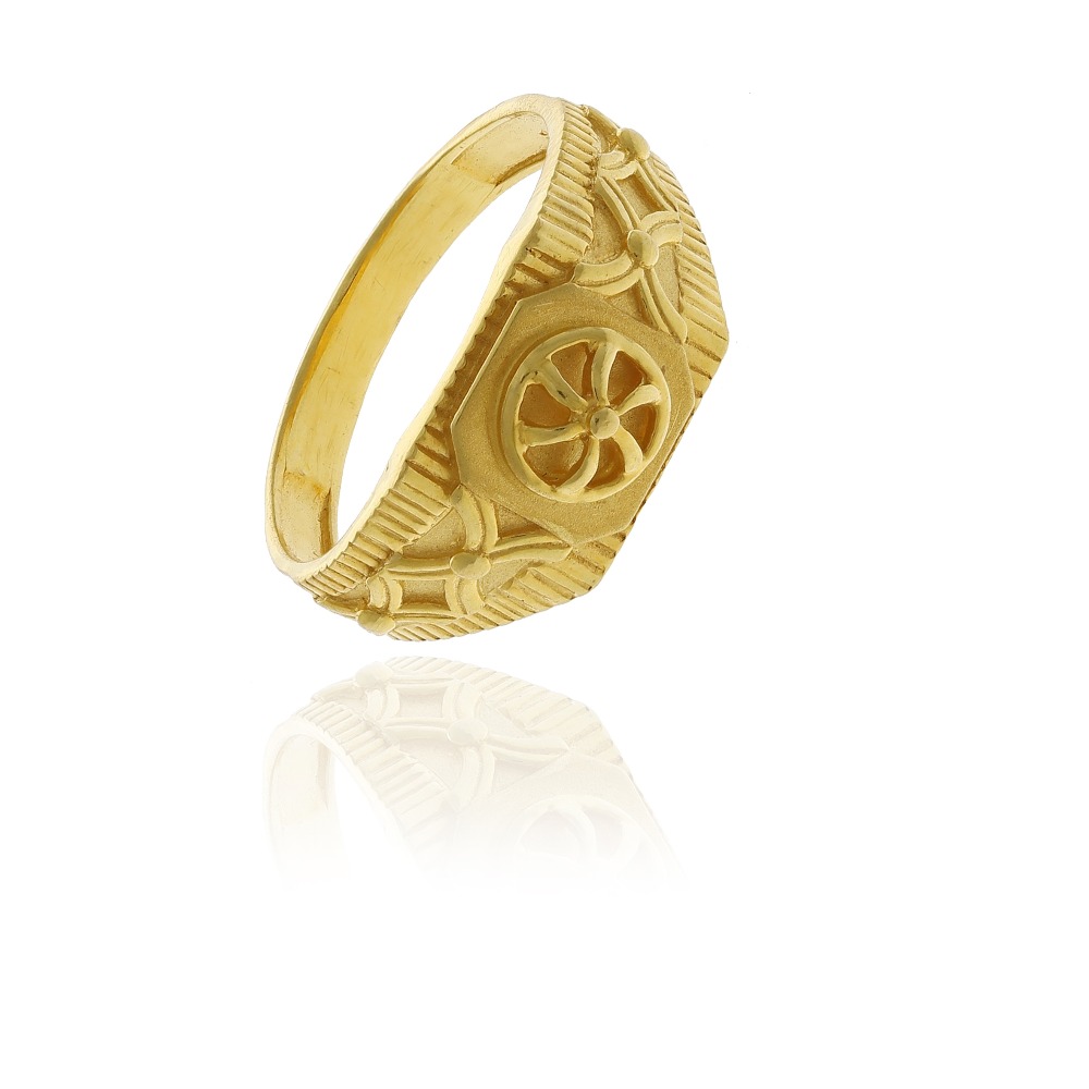 22kt gold gents ring