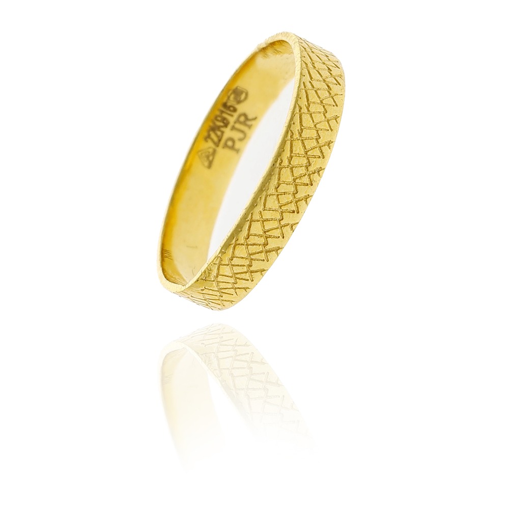 Yellow 22k gold band ring