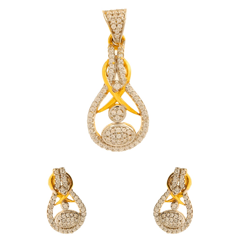 18kt captivating gold pendant set