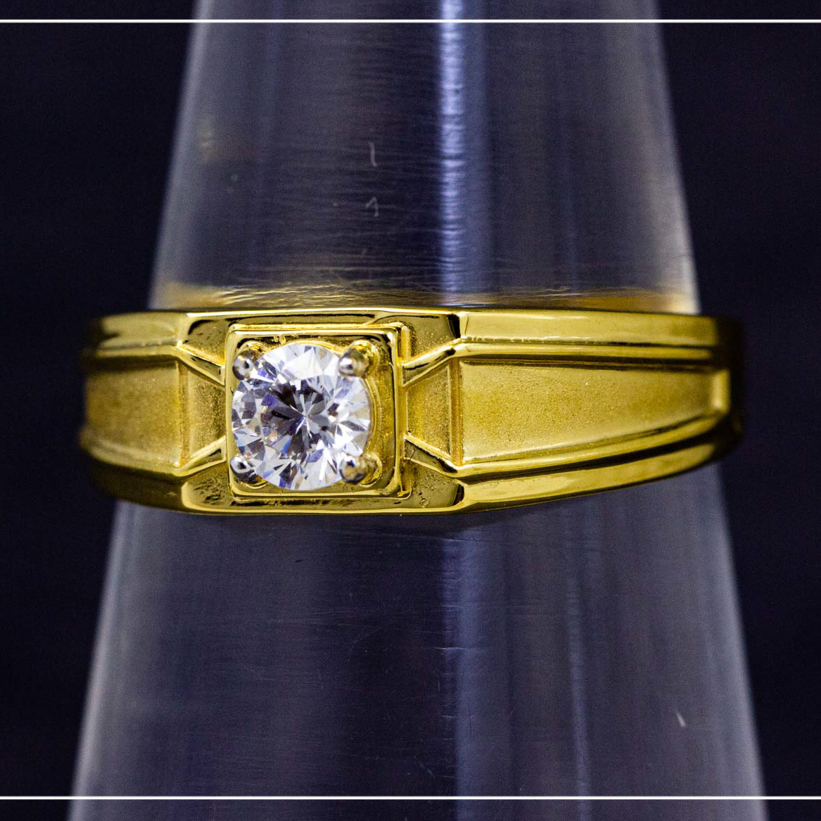 22K Yellow Gold Solitaire CZ Hallmarked Gents Ring