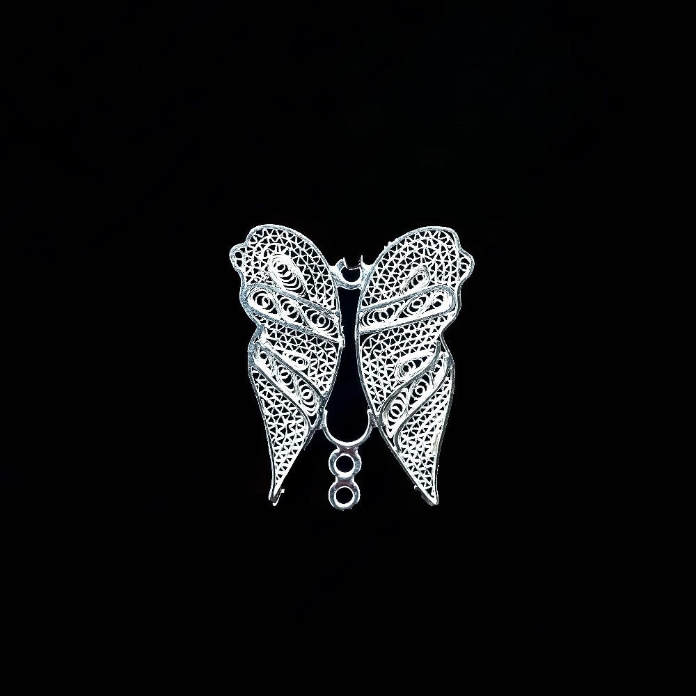 Silver delicate design pendants