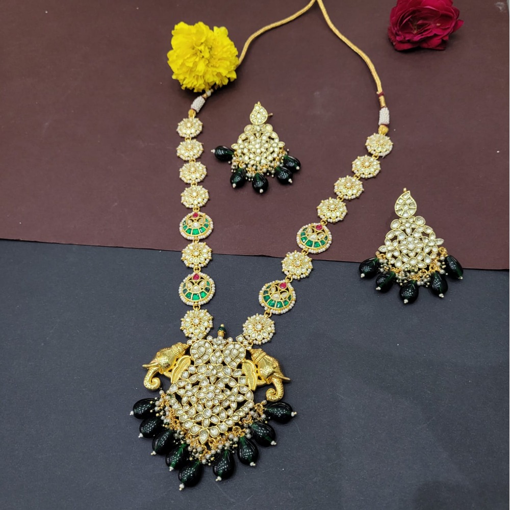 Lightweight Necklace set