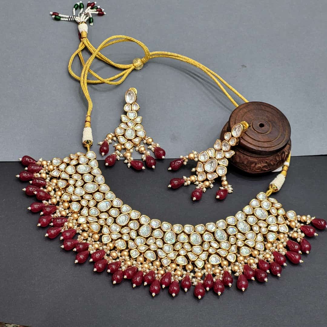 Fine Design Necklace Set SJNS019