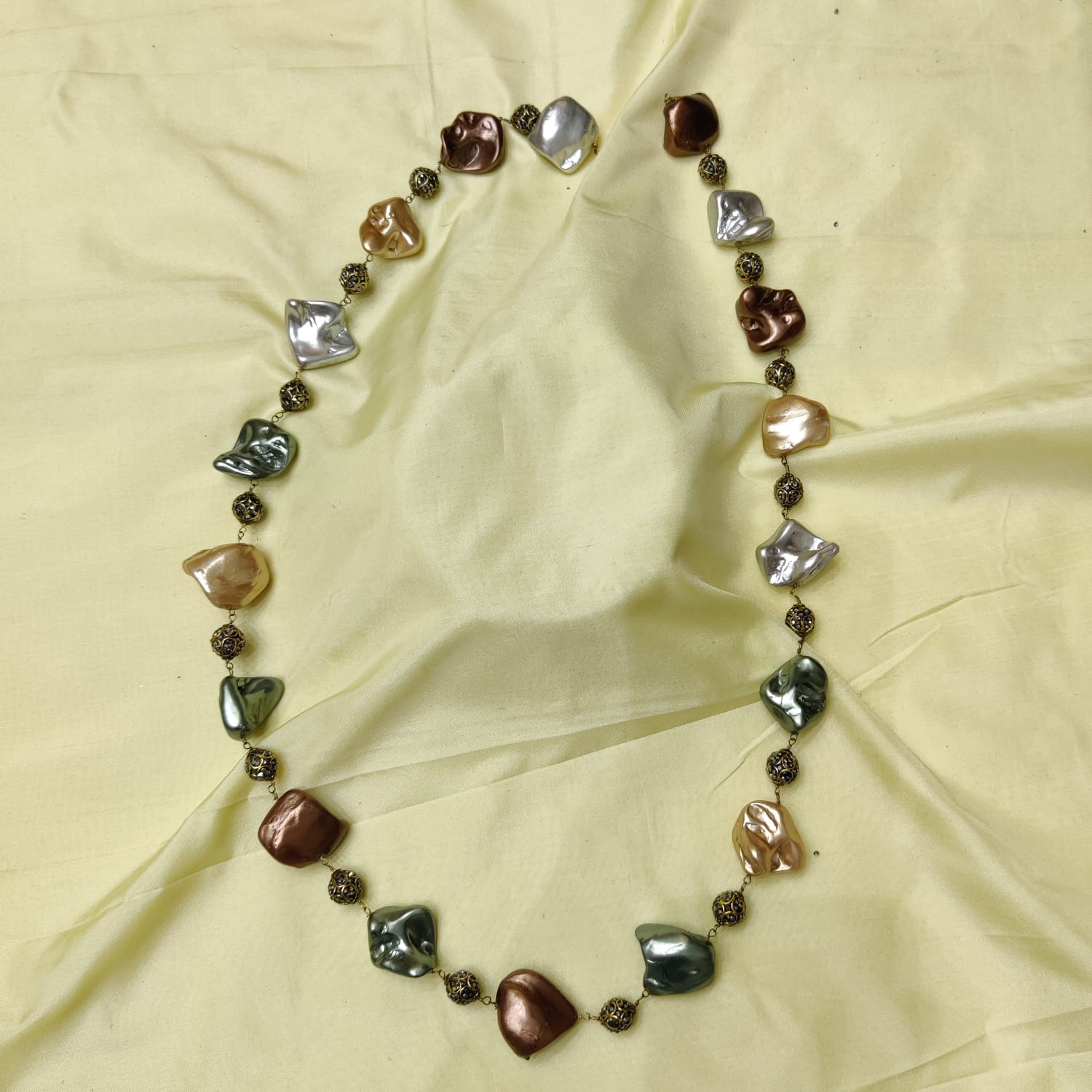 Modern Design Casual Modern Pearl Mala