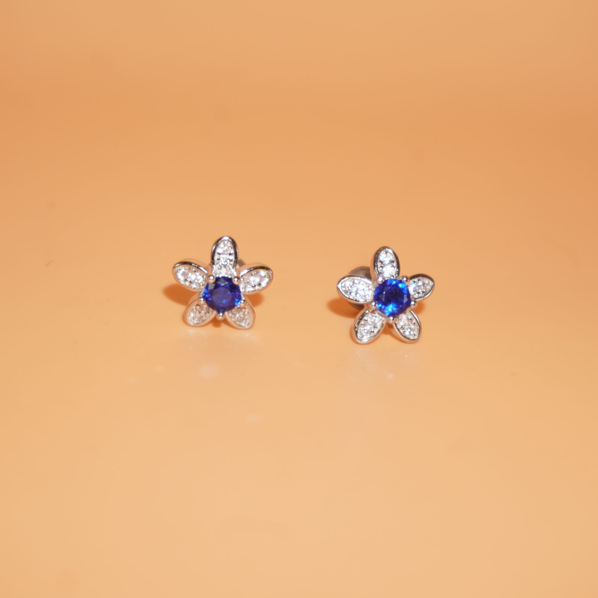 925 Silver Flower Design Stud