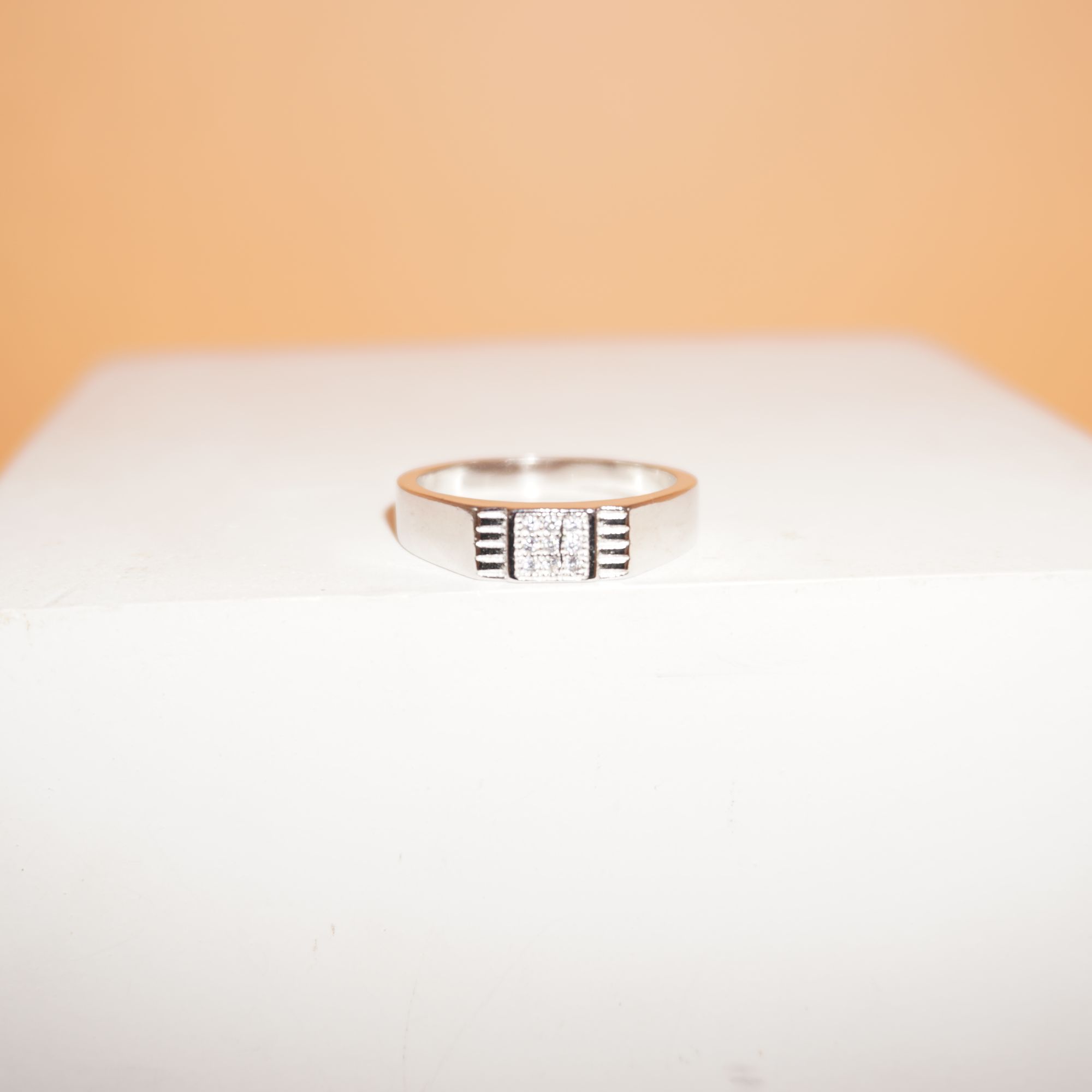 925 Silver Classy Colour Stone Ring 791R39