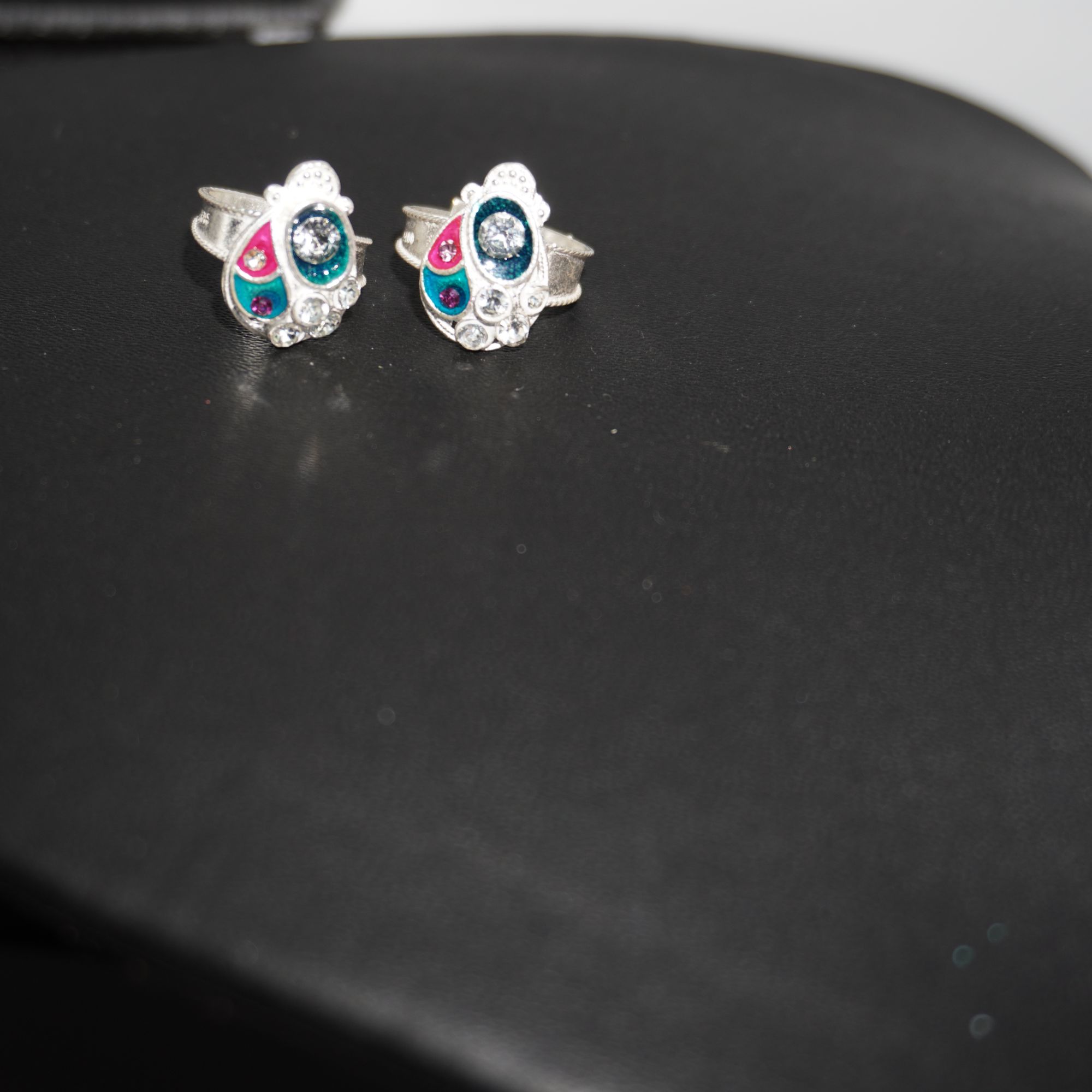 925 Silver Attractive Bichiya For Ladies