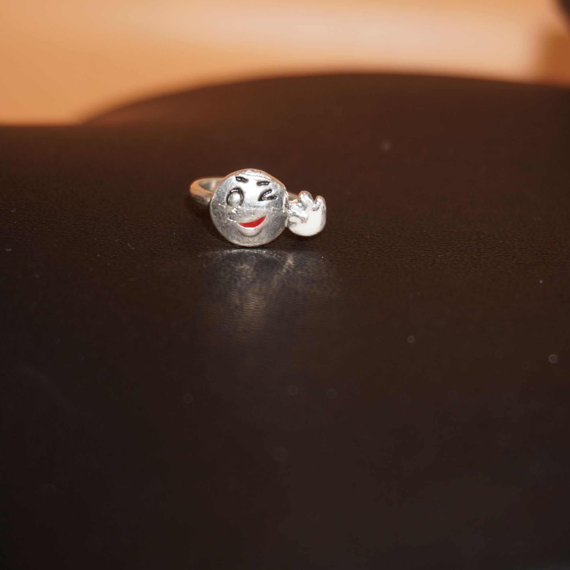 925 Silver Fancy Smily Face Ring