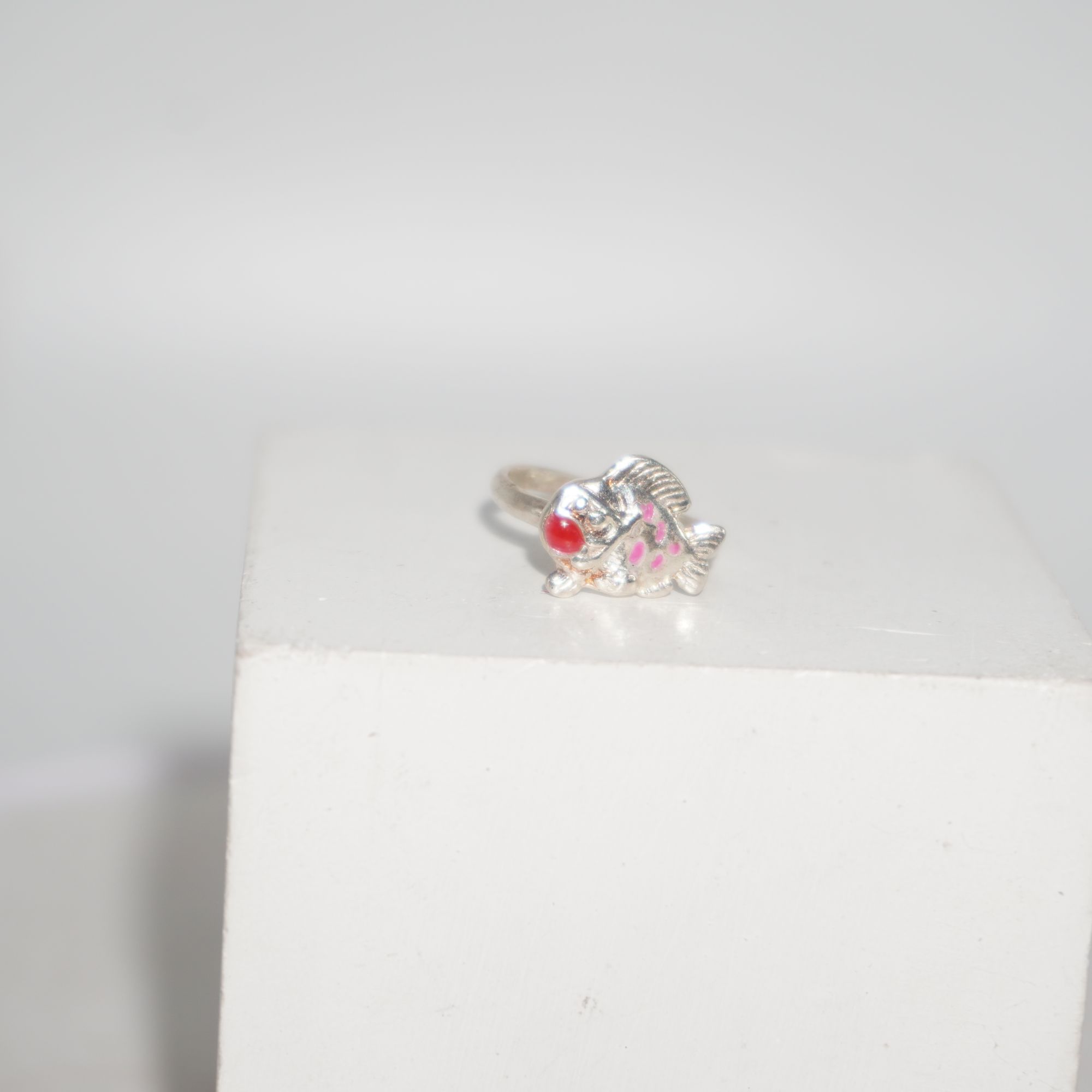 925 Silver Delicate Cartoon Design Ring 577R19