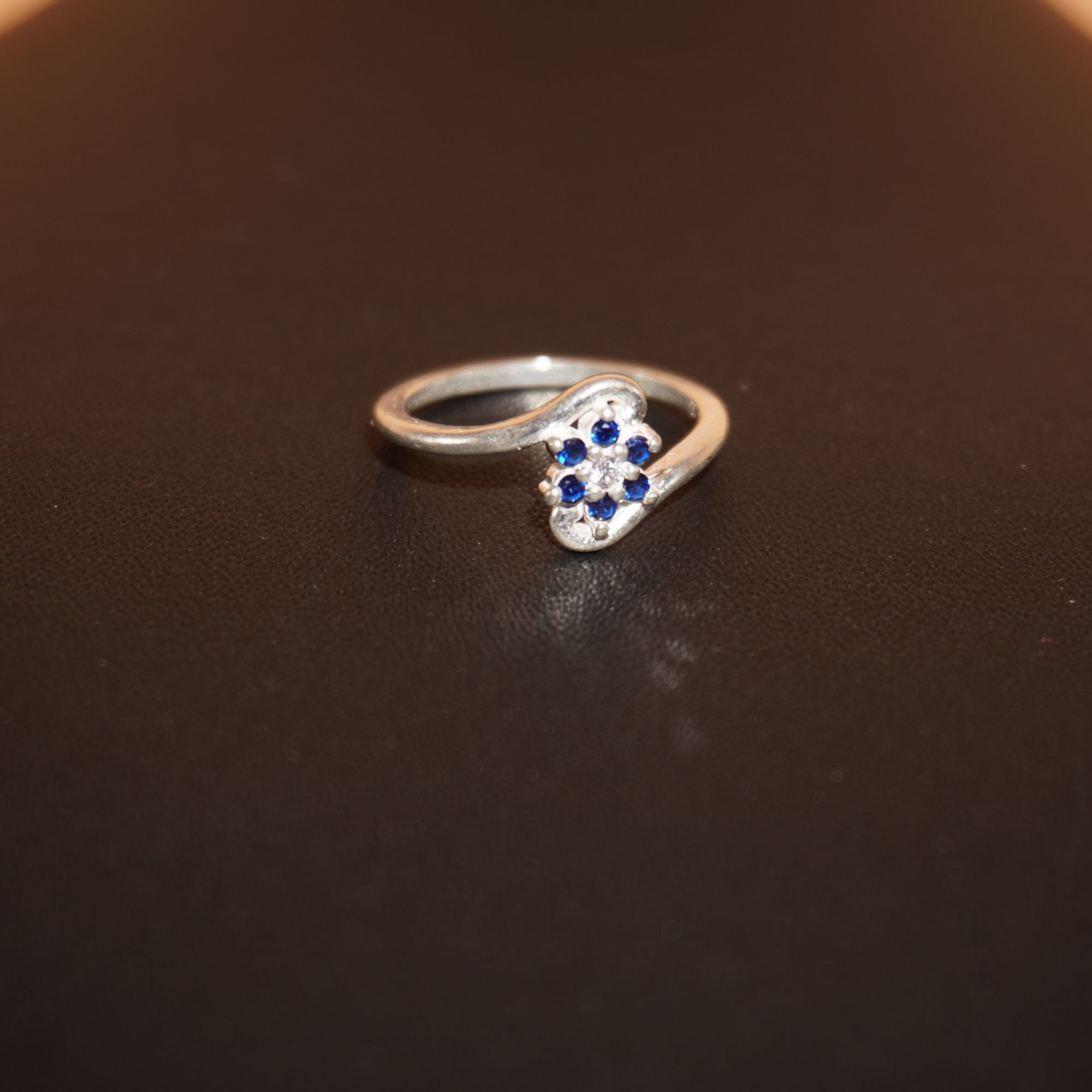 925 Silver Classy Ladies Ring