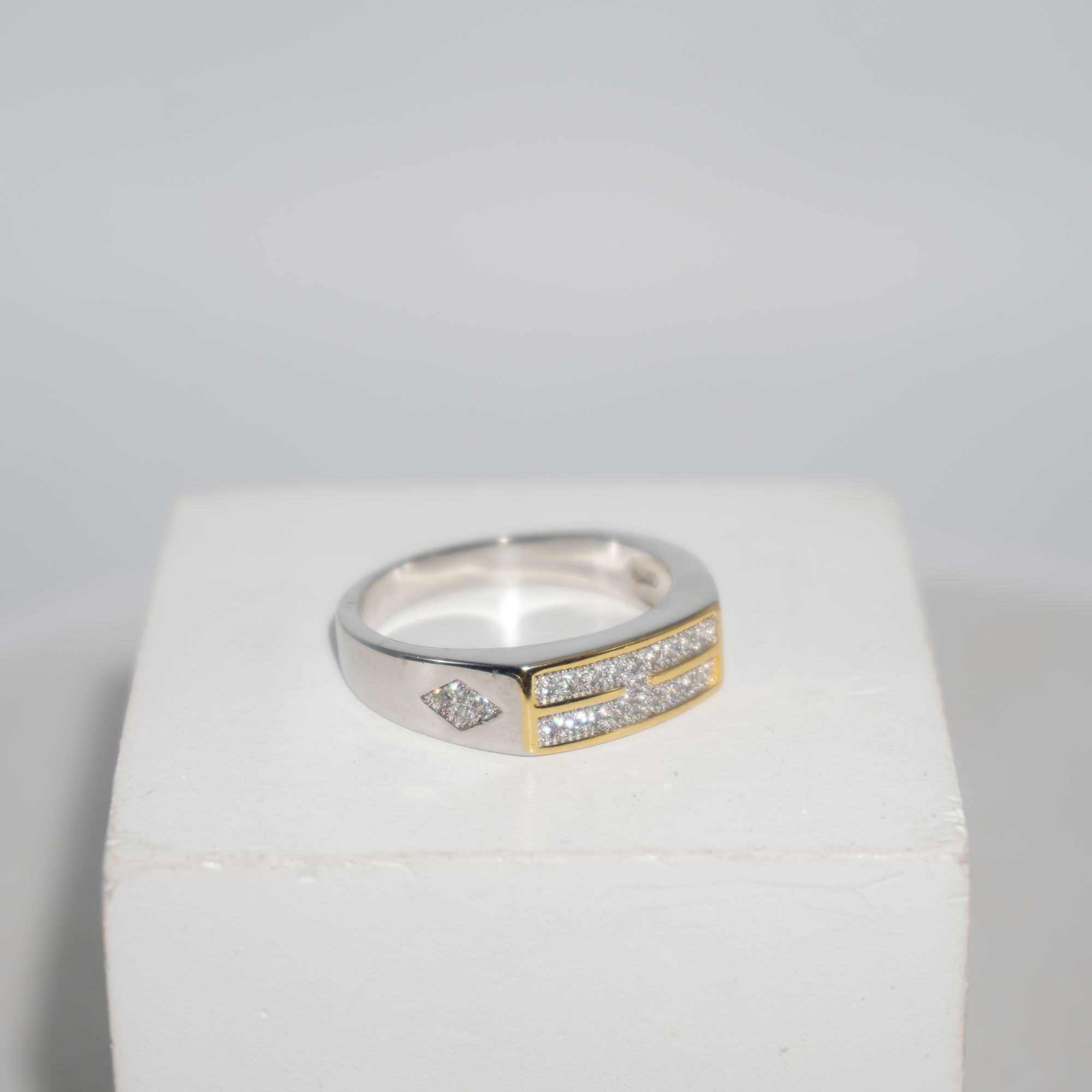 925 Silver Grand Studed Ring