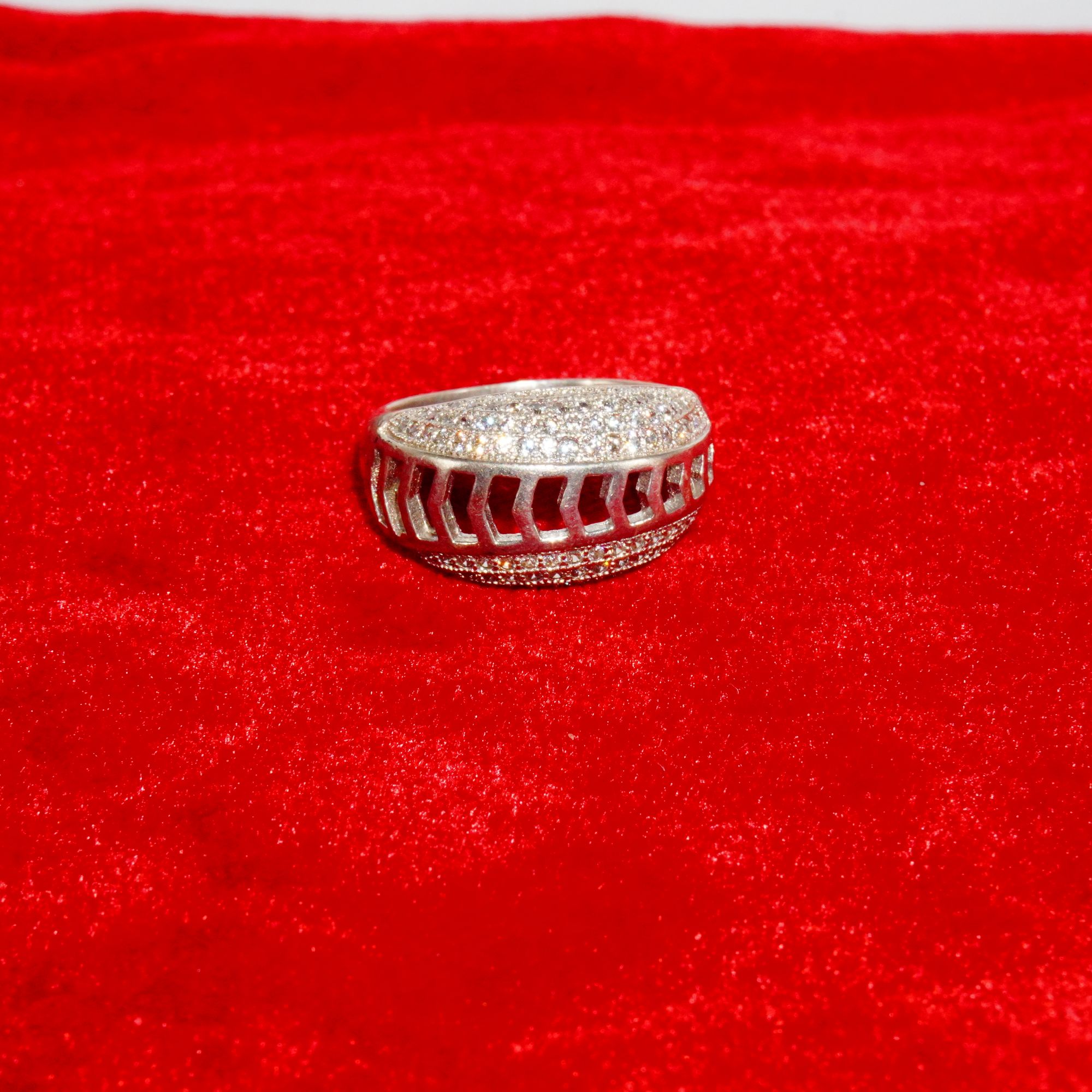 925 Silver Trending Men Ring 195R173