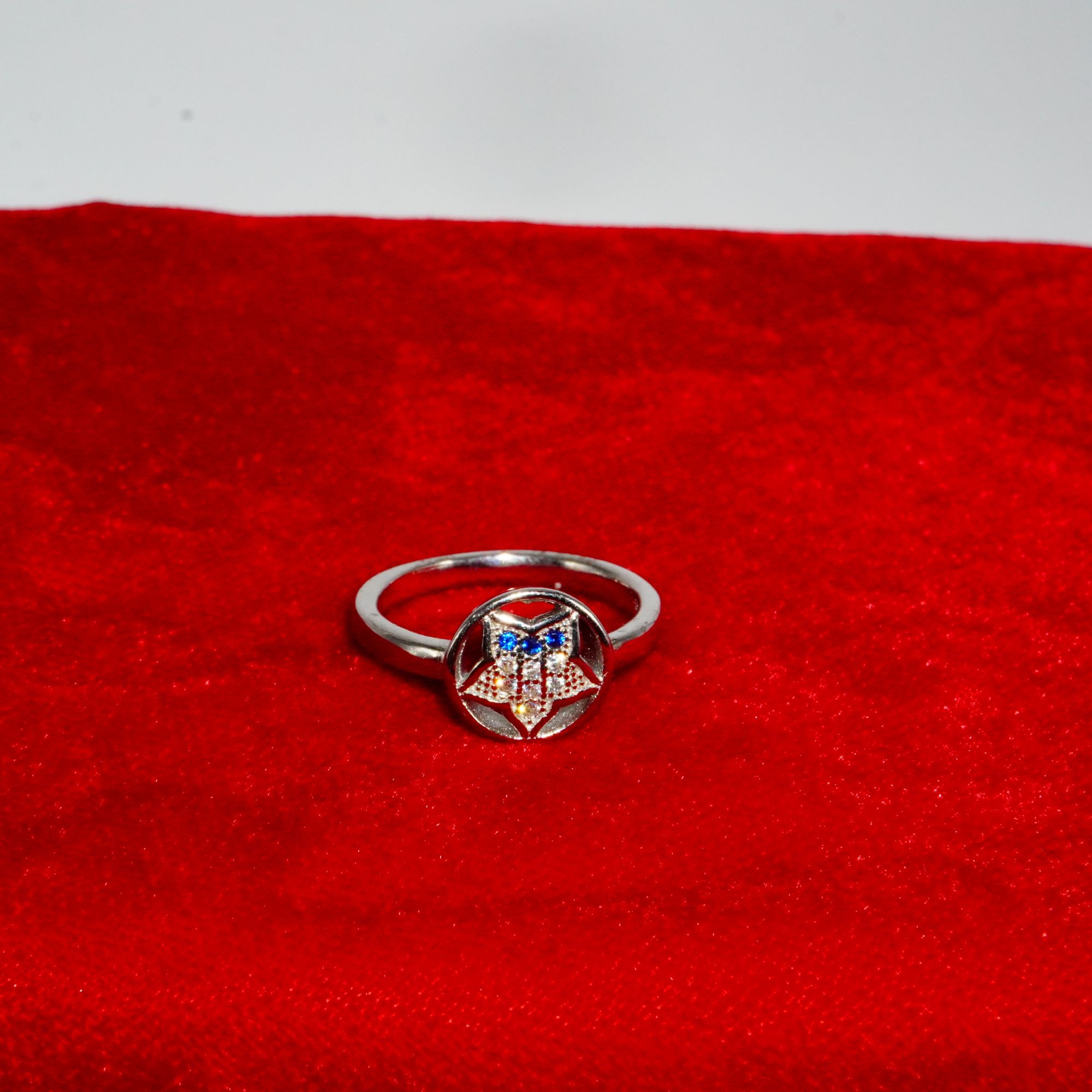 925 Silver Fancy AD Diamond Ring 870R19