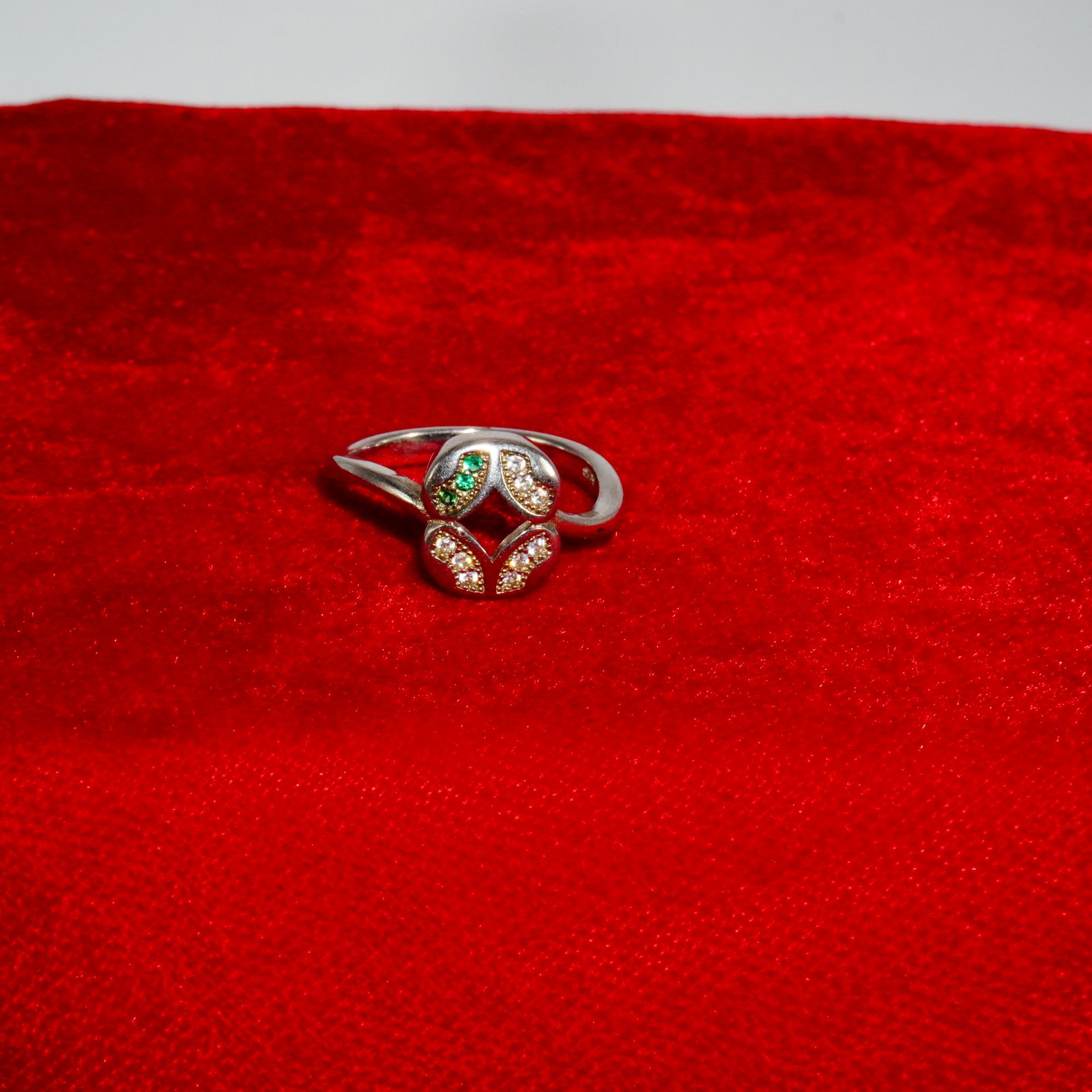 925 Silver Grand Studed Ring 195R5
