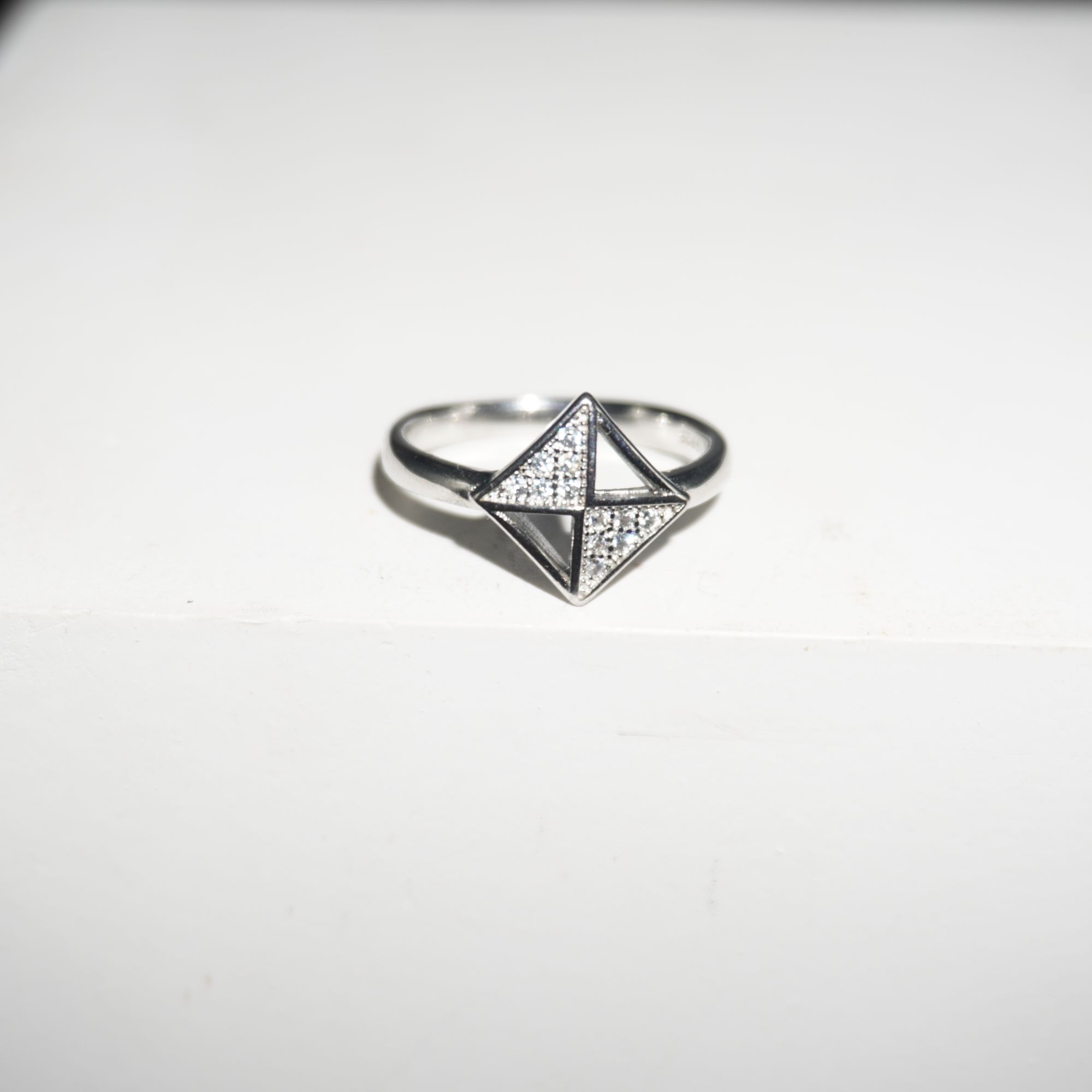 925 Silver Lightweight AD Diamond Ring 871R30