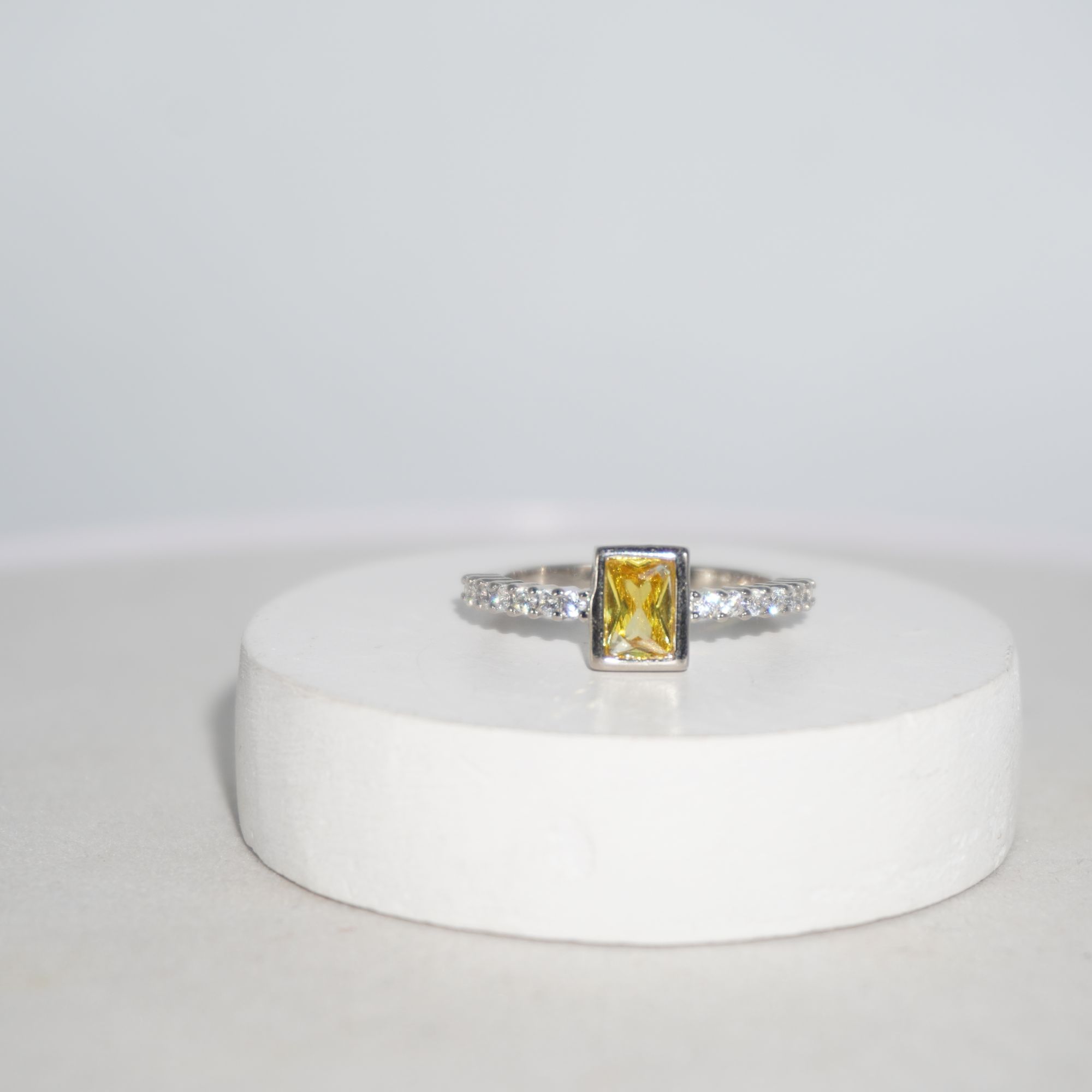 925 Silver Delicate Daily Wear Ring 872R79