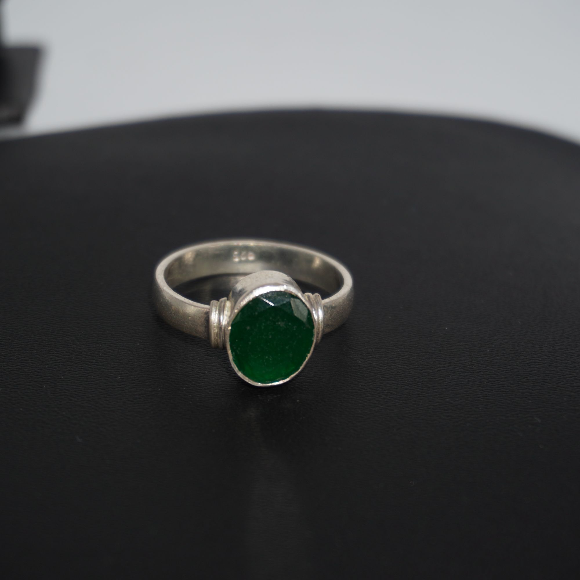 925 Silver Elegant Designer Ring 221R49