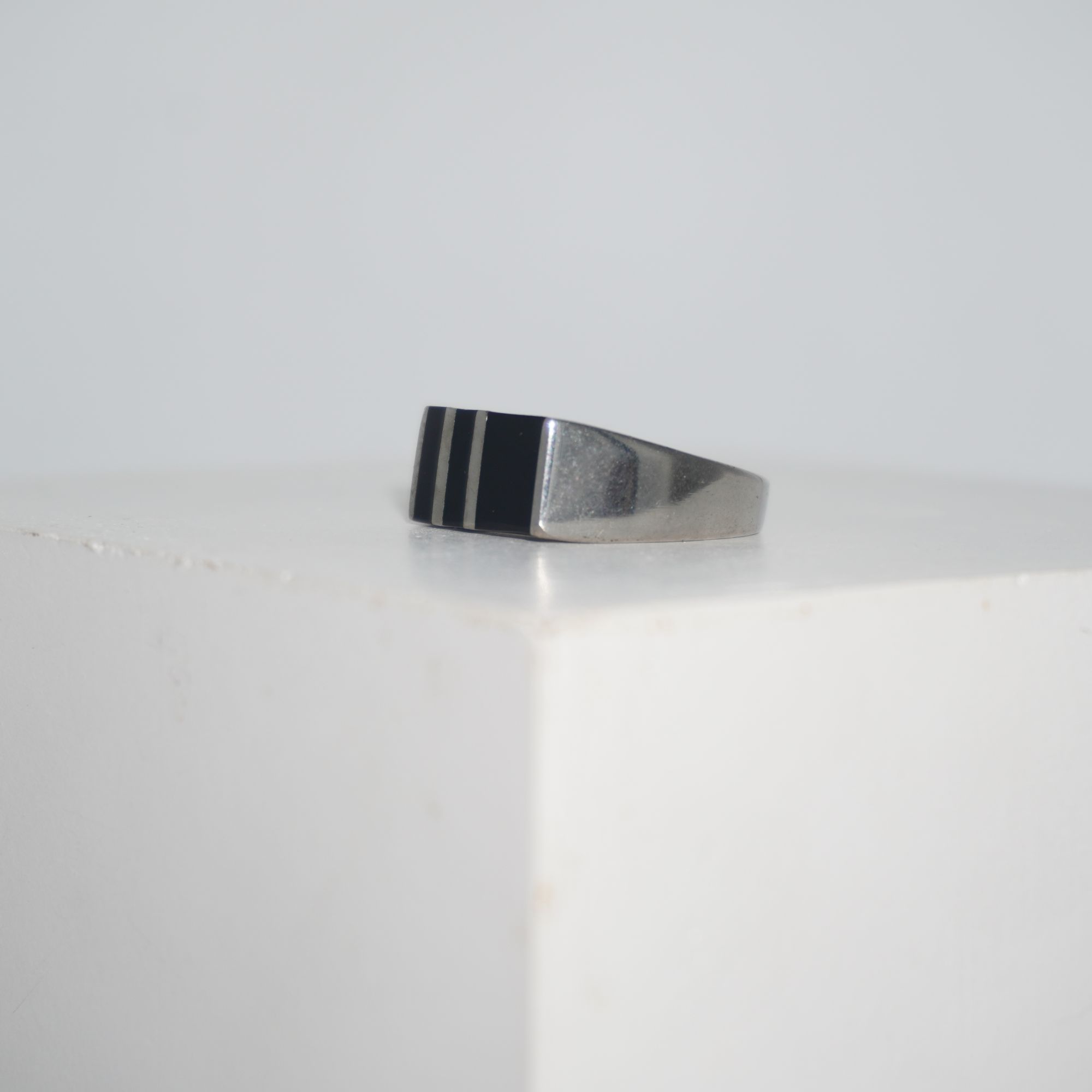 925 Silver Trending Men Ring 989R3