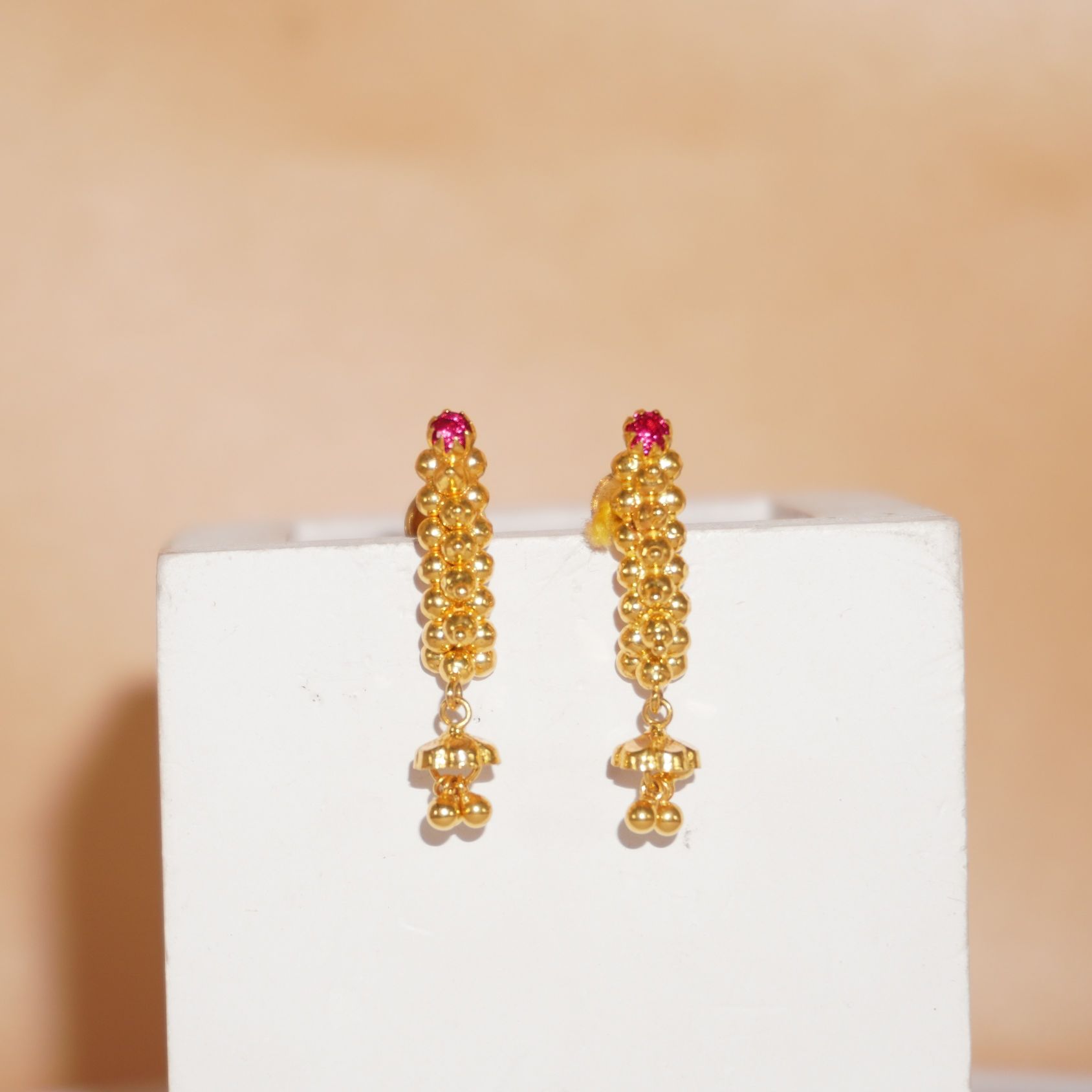 22k Gold Handmade Earrings 600R85
