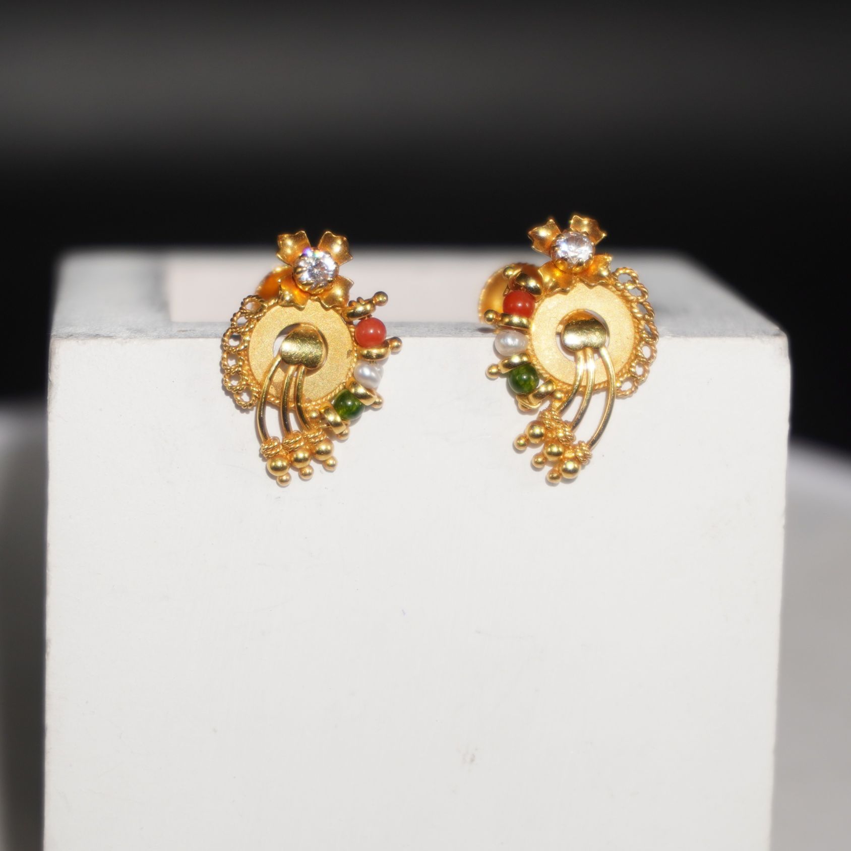 22k Gold Stunning Plain Earrings 10R296