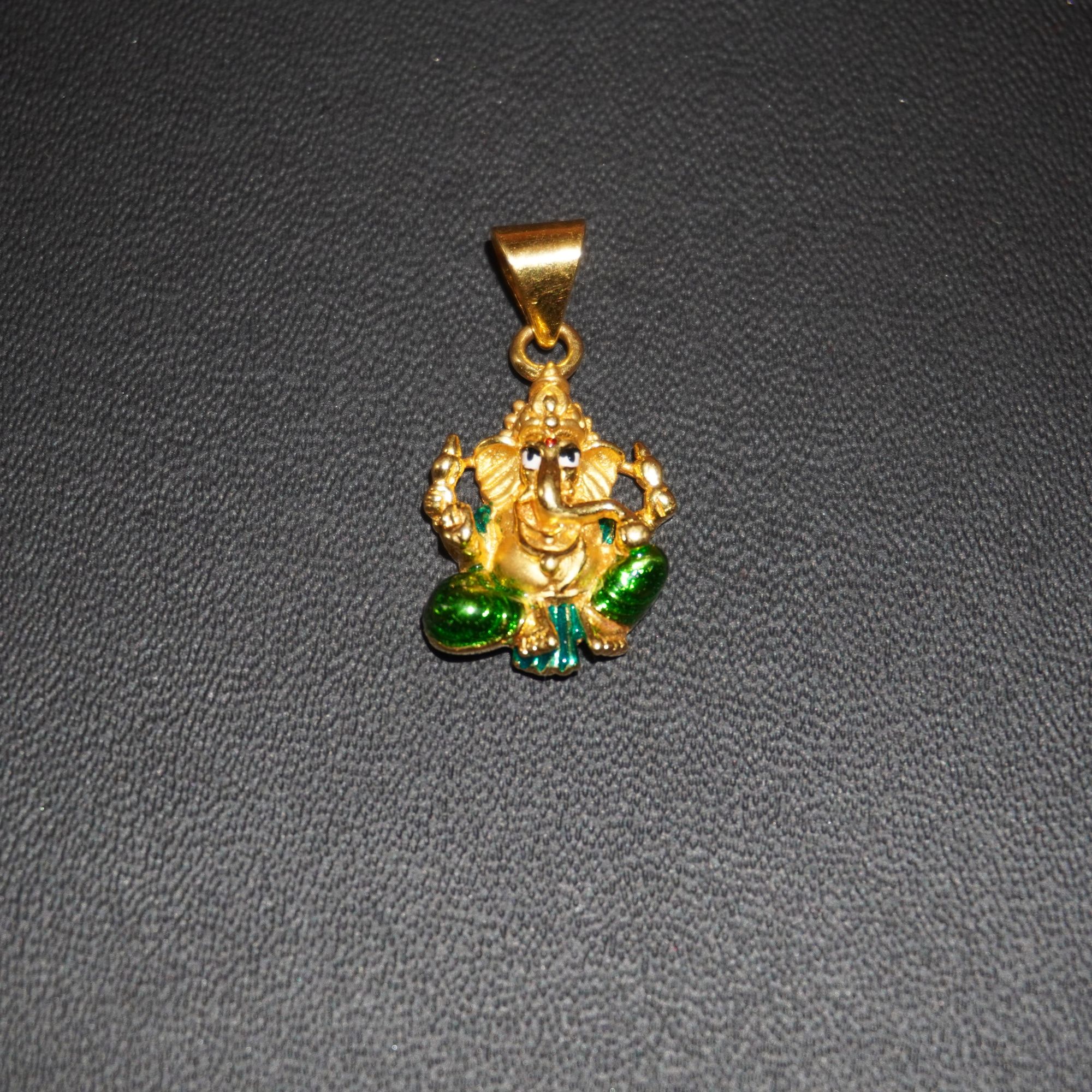 22k Gold Delicate Plain Pendants 736R230