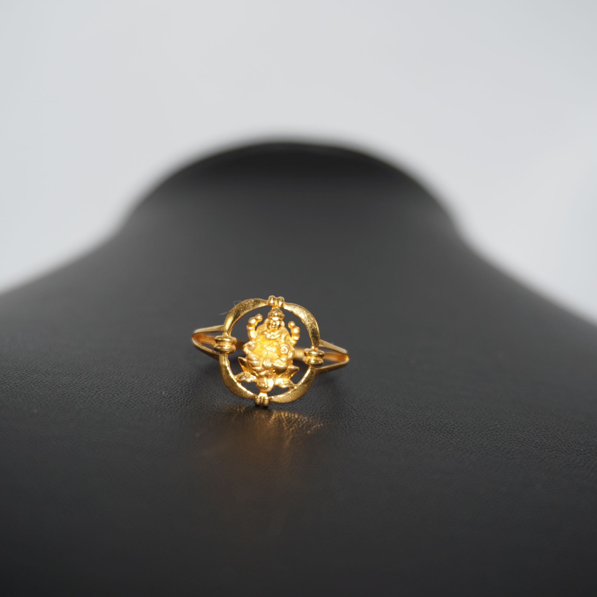 916 Gold Fancy Fancy Rings 1045R1