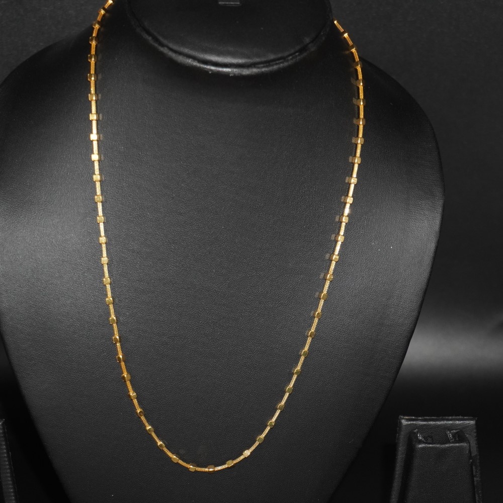 22k Gold Delicate Chain 820R4