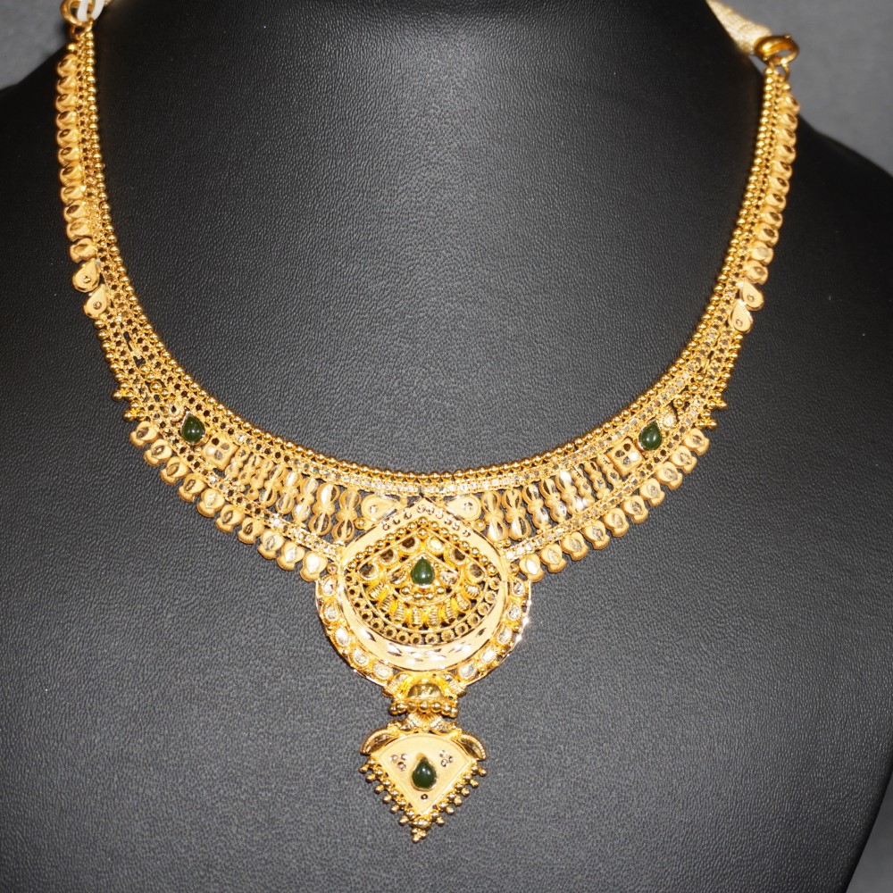 916 Gold Dazzling Necklace 64R230