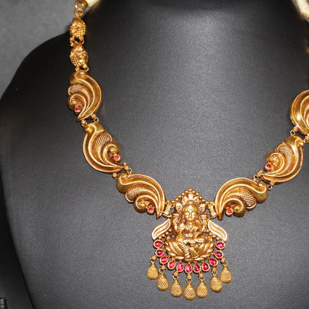 916 Gold Modern Necklace 644R12