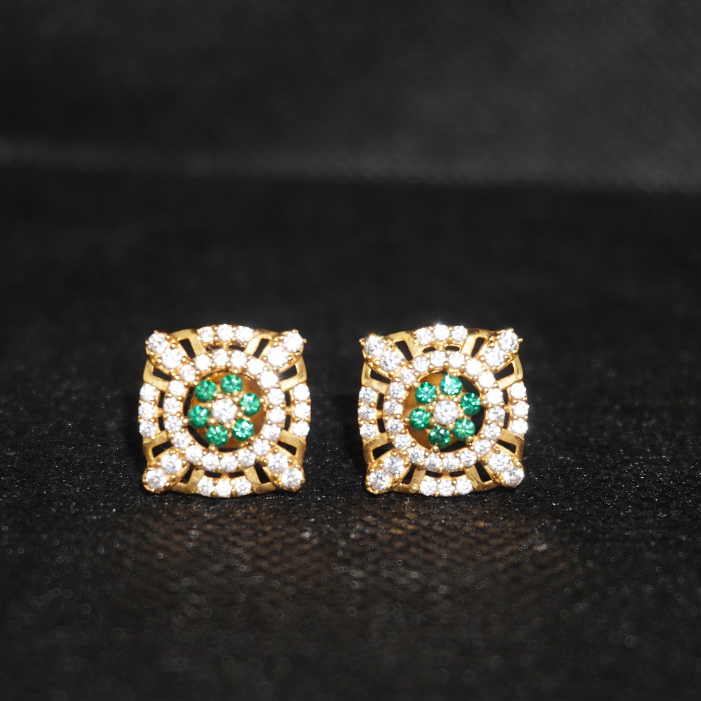 916  Gold Fancy earrings