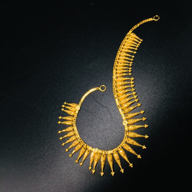 22k gold fancy necklace