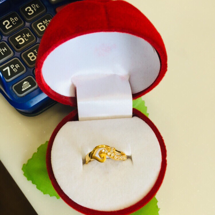 Gold Casting Ladies Ring