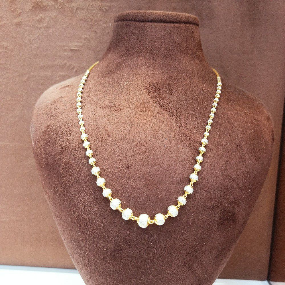 Laser cut ladies  gold chain 916 hallmark