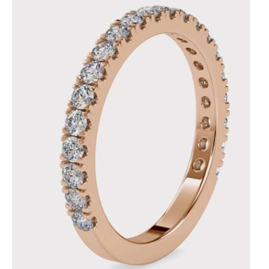 Latest disigne 3.89 gms unisex ring with diamonds prongs