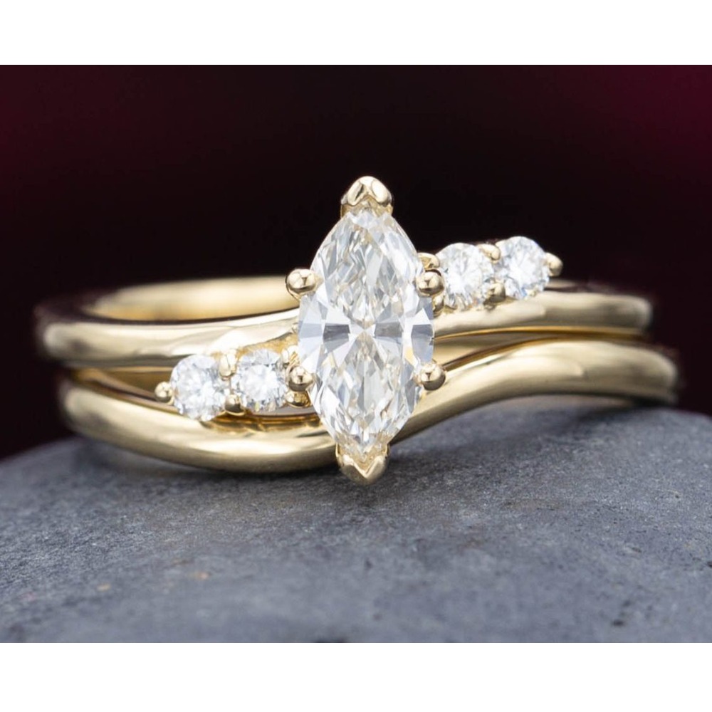 916 gold marquise Cut diamond ring