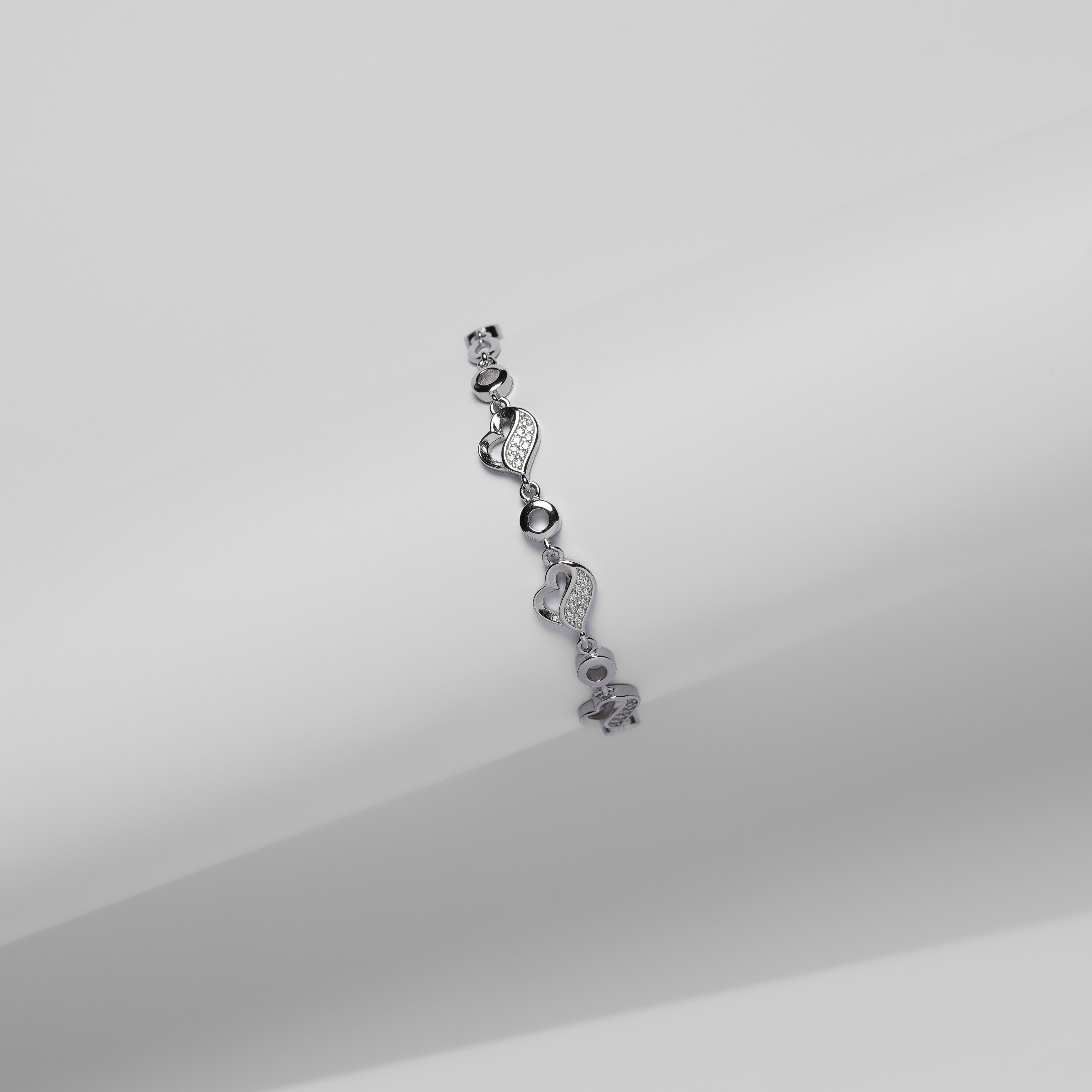 Rositaa Silver Hearted Bracelet